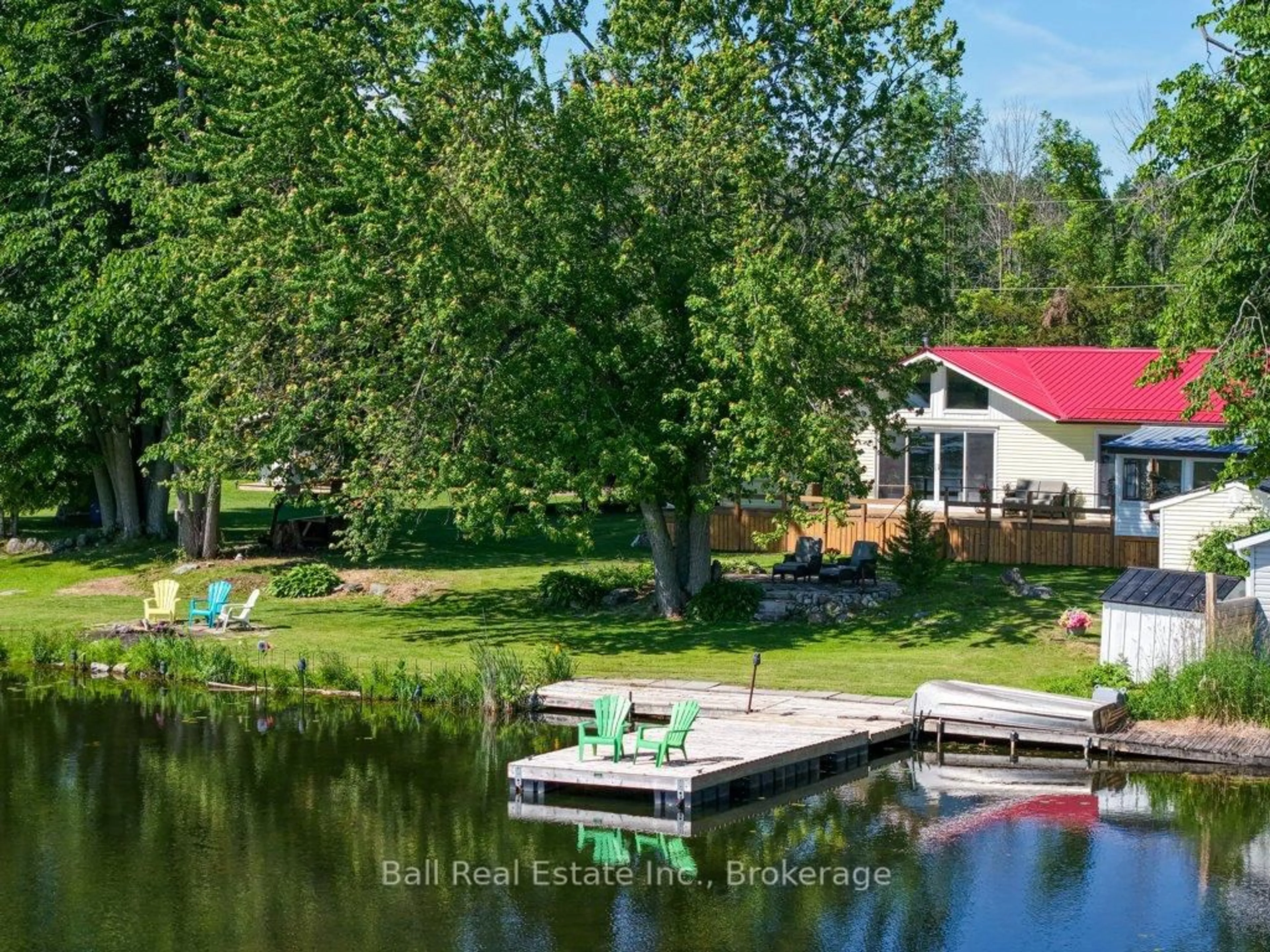A pic from outside/outdoor area/front of a property/back of a property/a pic from drone, water/lake/river/ocean view for 358 South Shores Rd, Trent Hills Ontario K0L 1L0