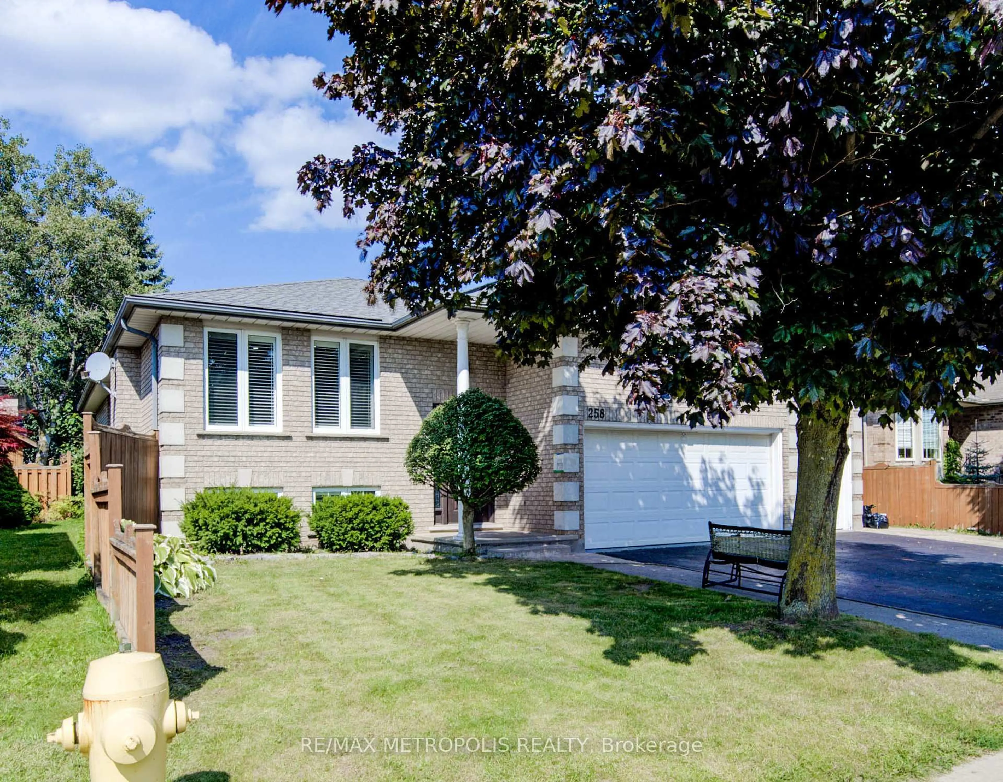 Unknown for 258 Saginaw Pkwy, Cambridge Ontario N1T 1R7