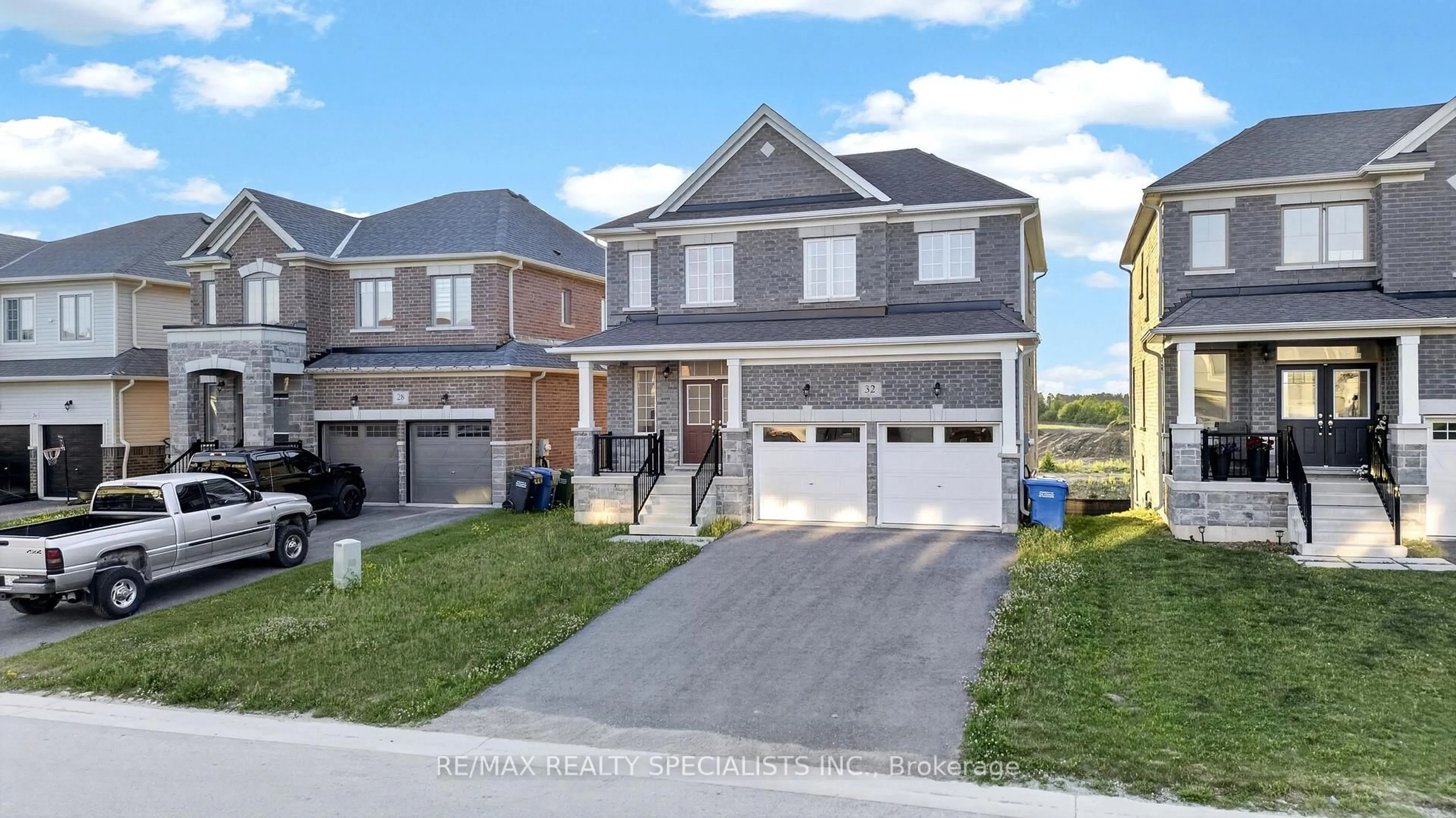 Unknown for 32 Mackenzie St, Southgate Ontario N0C 1B0