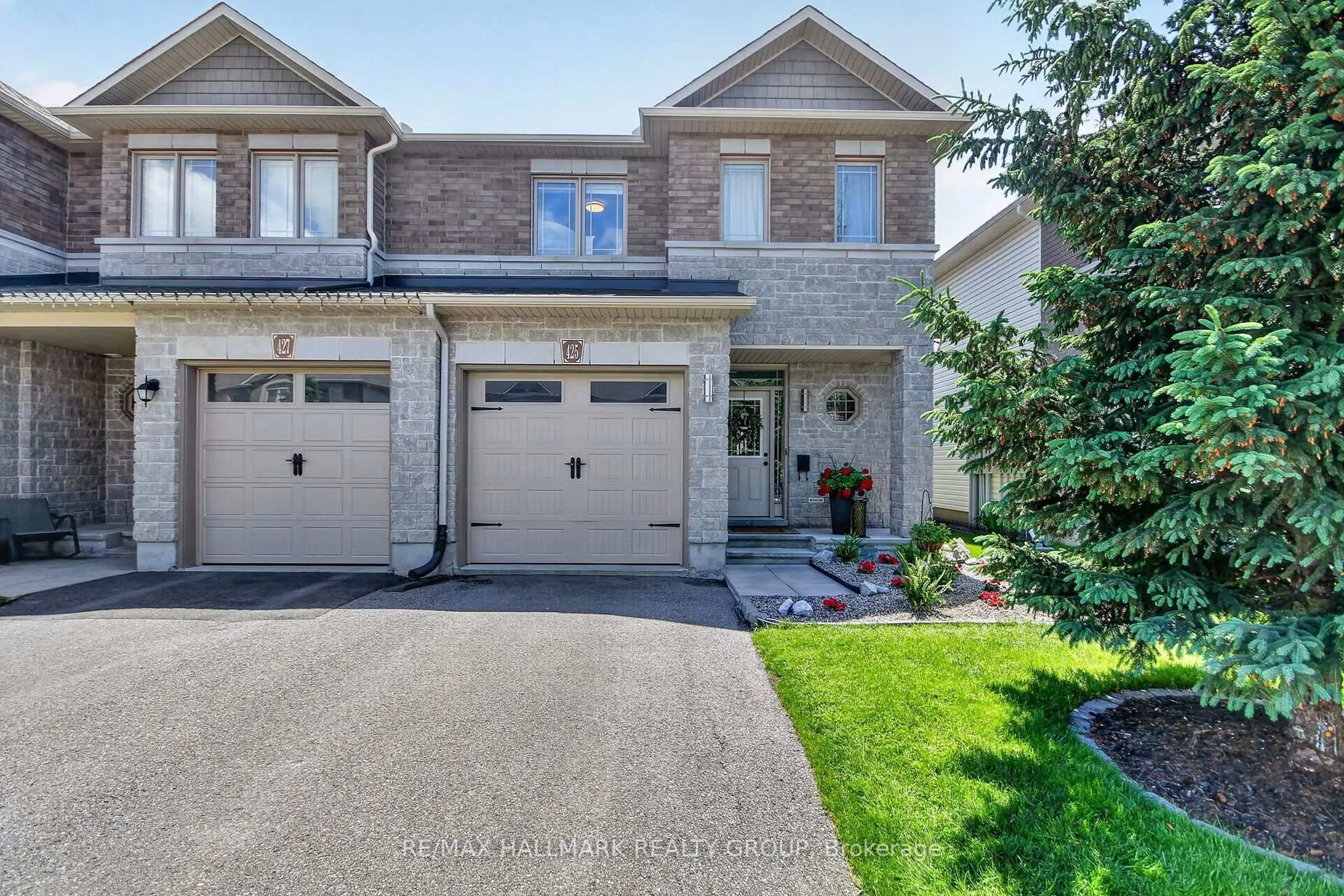 Unknown for 425 Barrick Hill Rd, Ottawa Ontario K2M 0H7