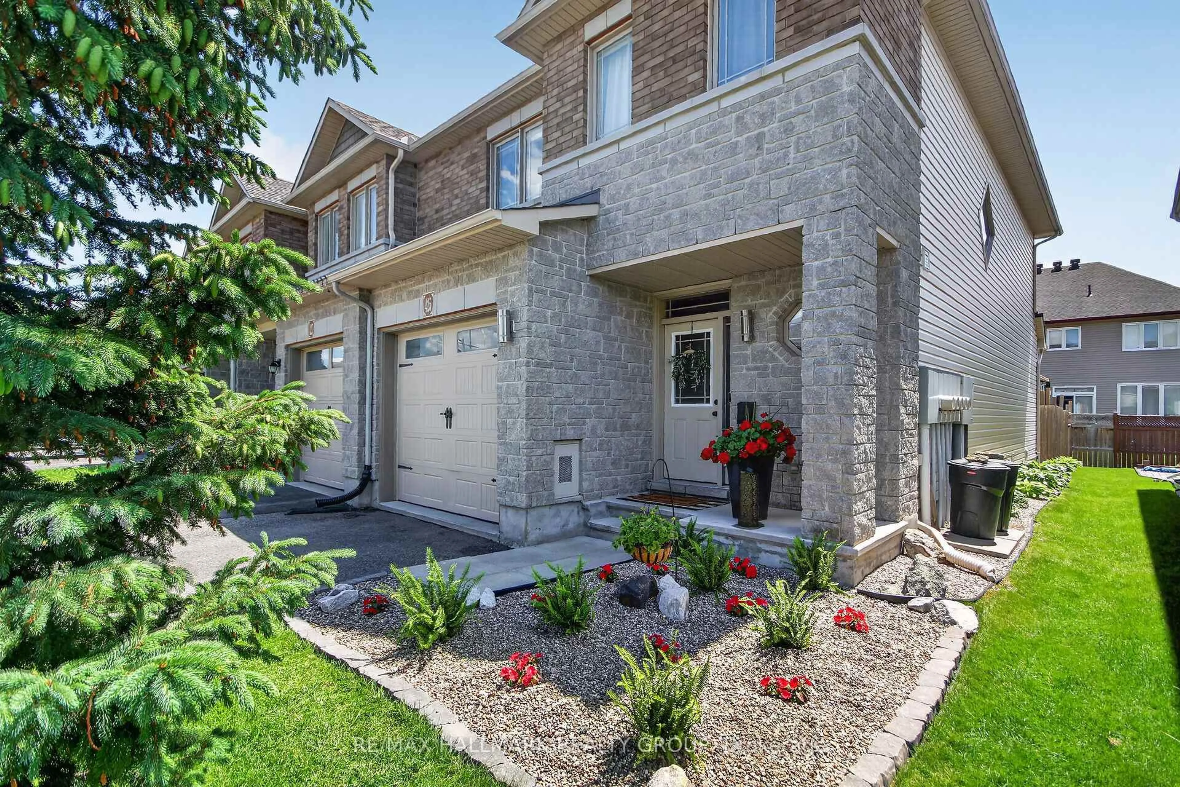 Home with brick exterior material, street for 425 Barrick Hill Rd, Ottawa Ontario K2M 0H7