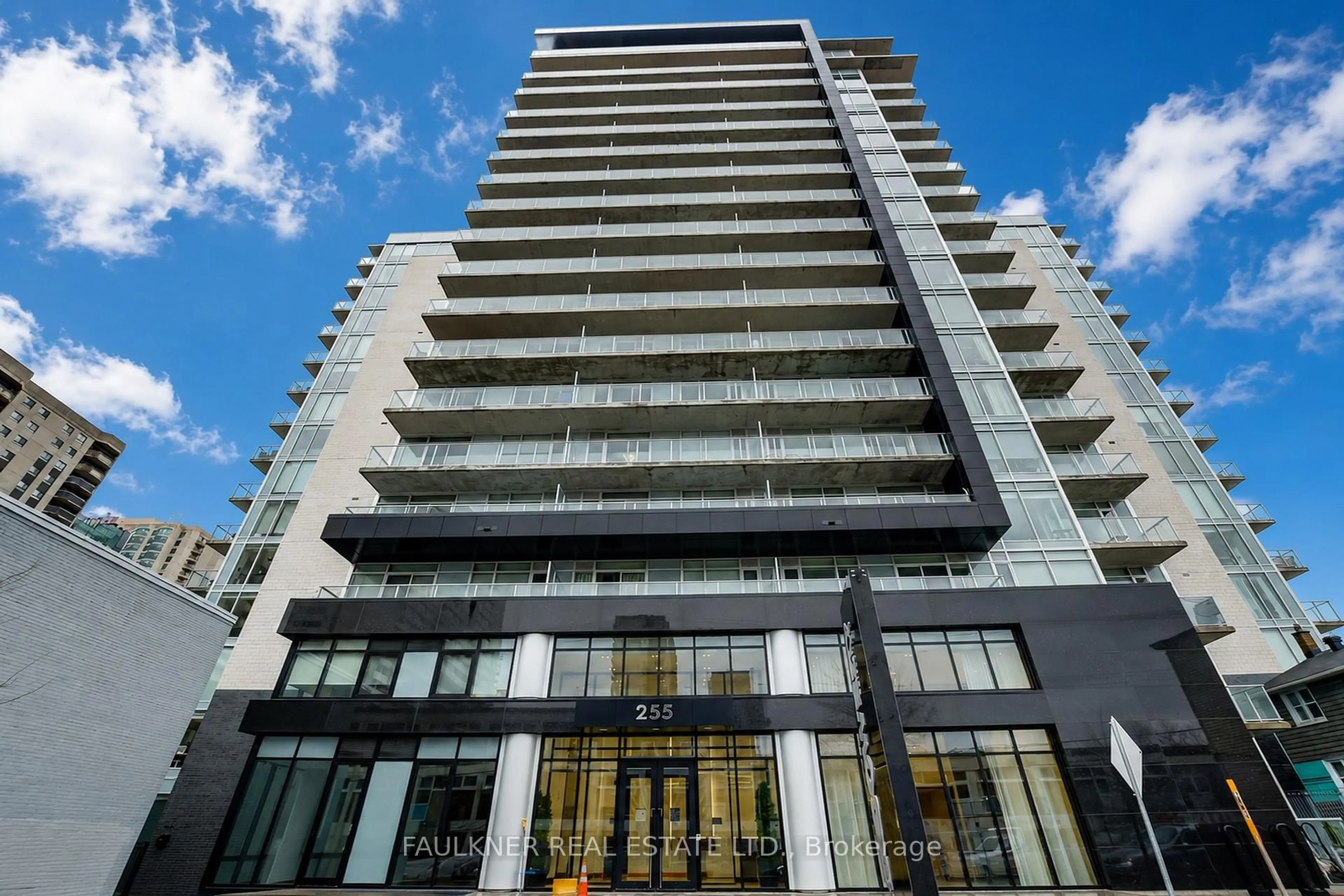 Indoor foyer for 255 Bay St #503, Ottawa Ontario K1R 0C5