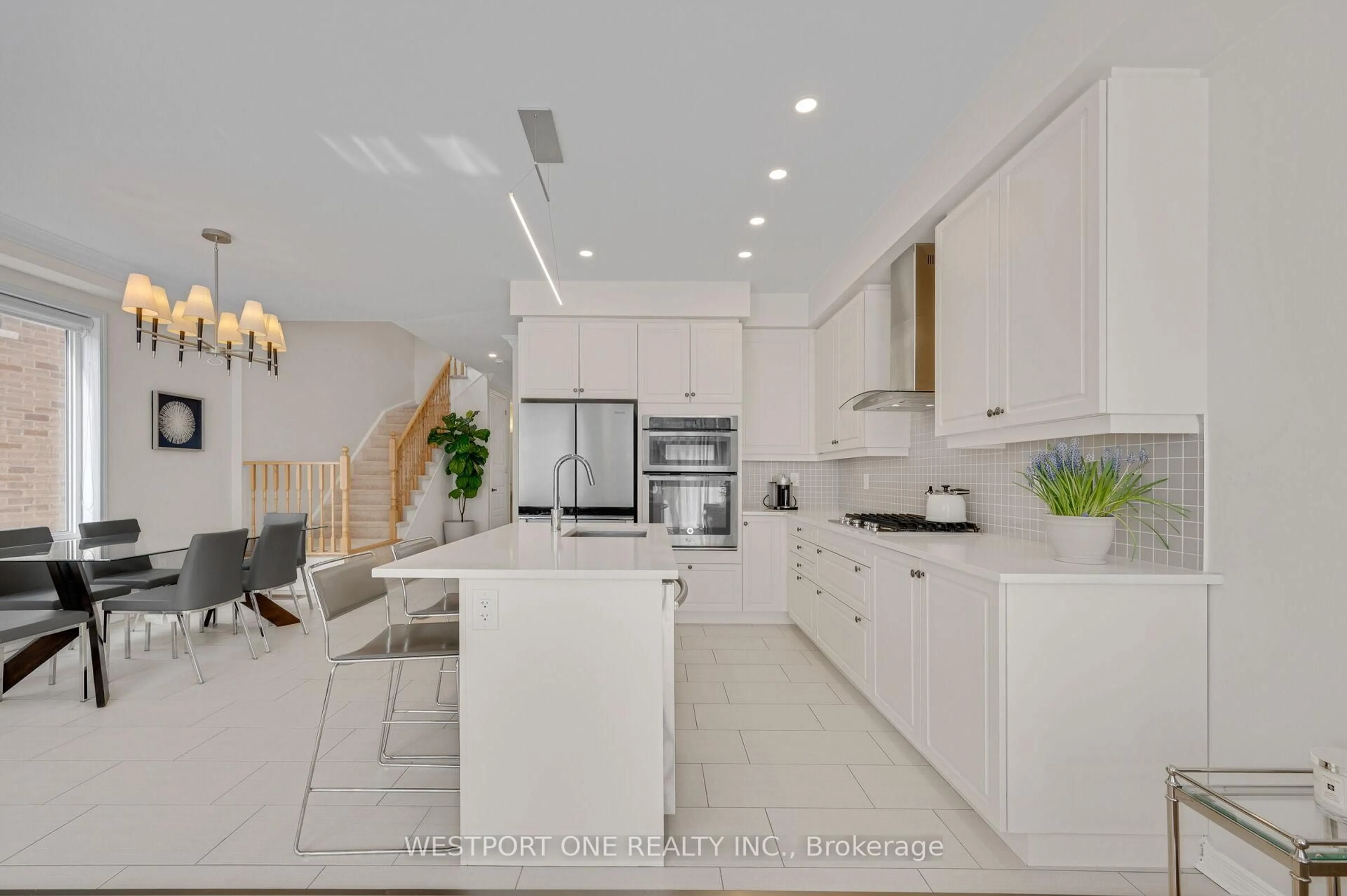 Contemporary kitchen, ceramic/tile floor for 34 Kelso Dr, Haldimand Ontario N3W 2G9