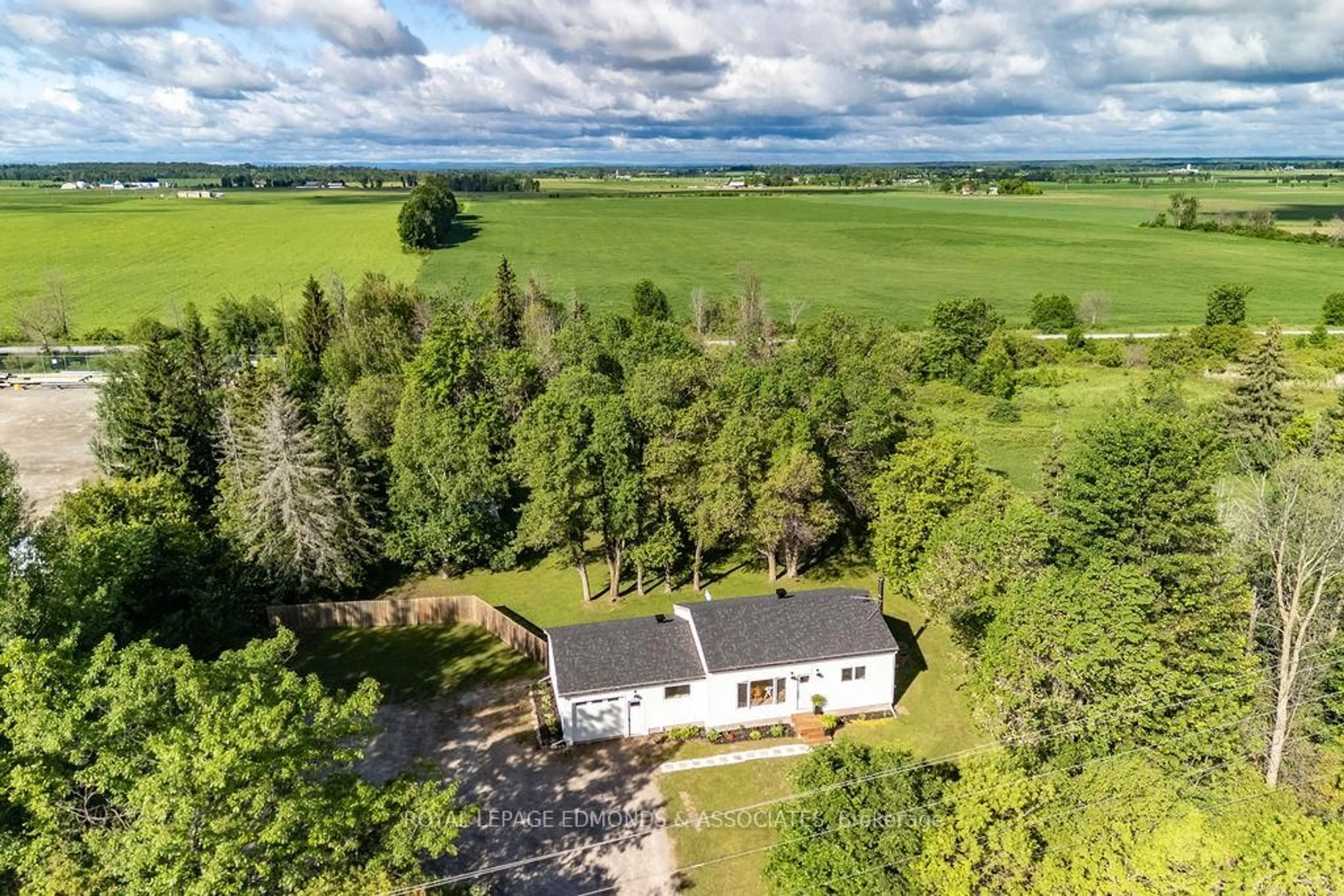 A pic from outside/outdoor area/front of a property/back of a property/a pic from drone, unknown for 18115 Highway 17 Highway, Cobden Ontario K0J 1K0