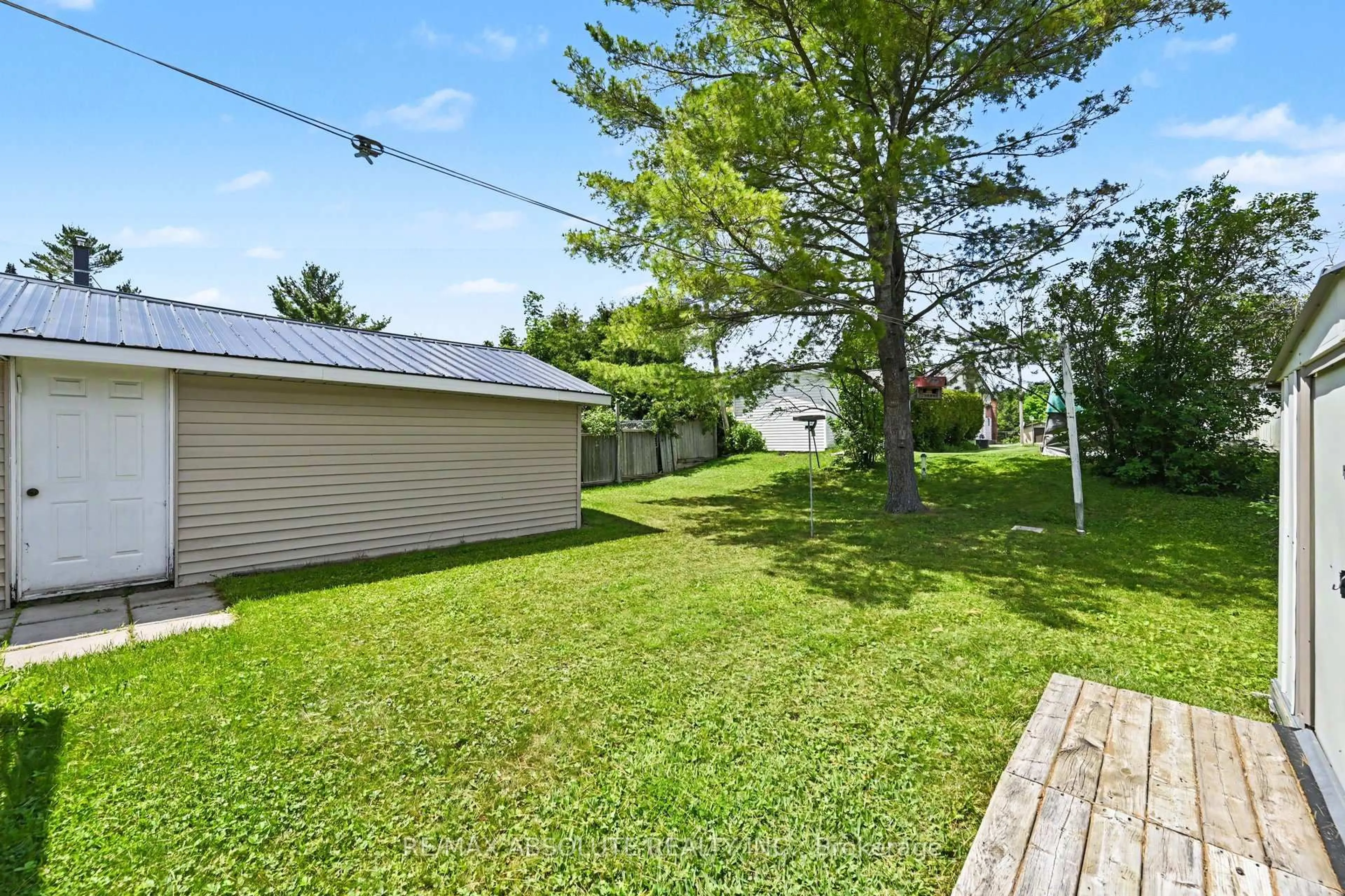 Unknown for 91 John St, Arnprior Ontario K7S 2R1