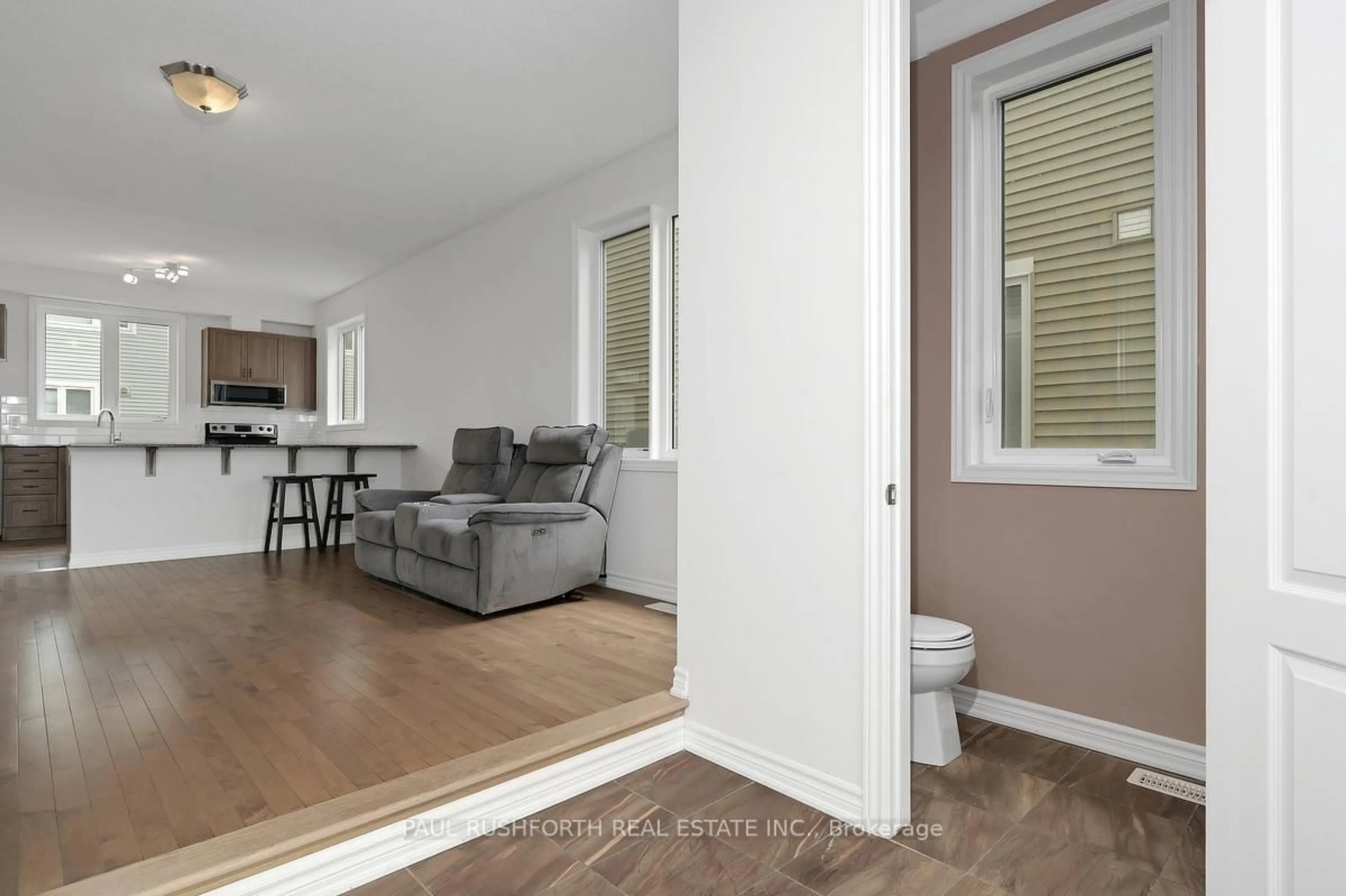 A pic of a room for 305 Lamarche Ave, Ottawa Ontario K1W 0M6