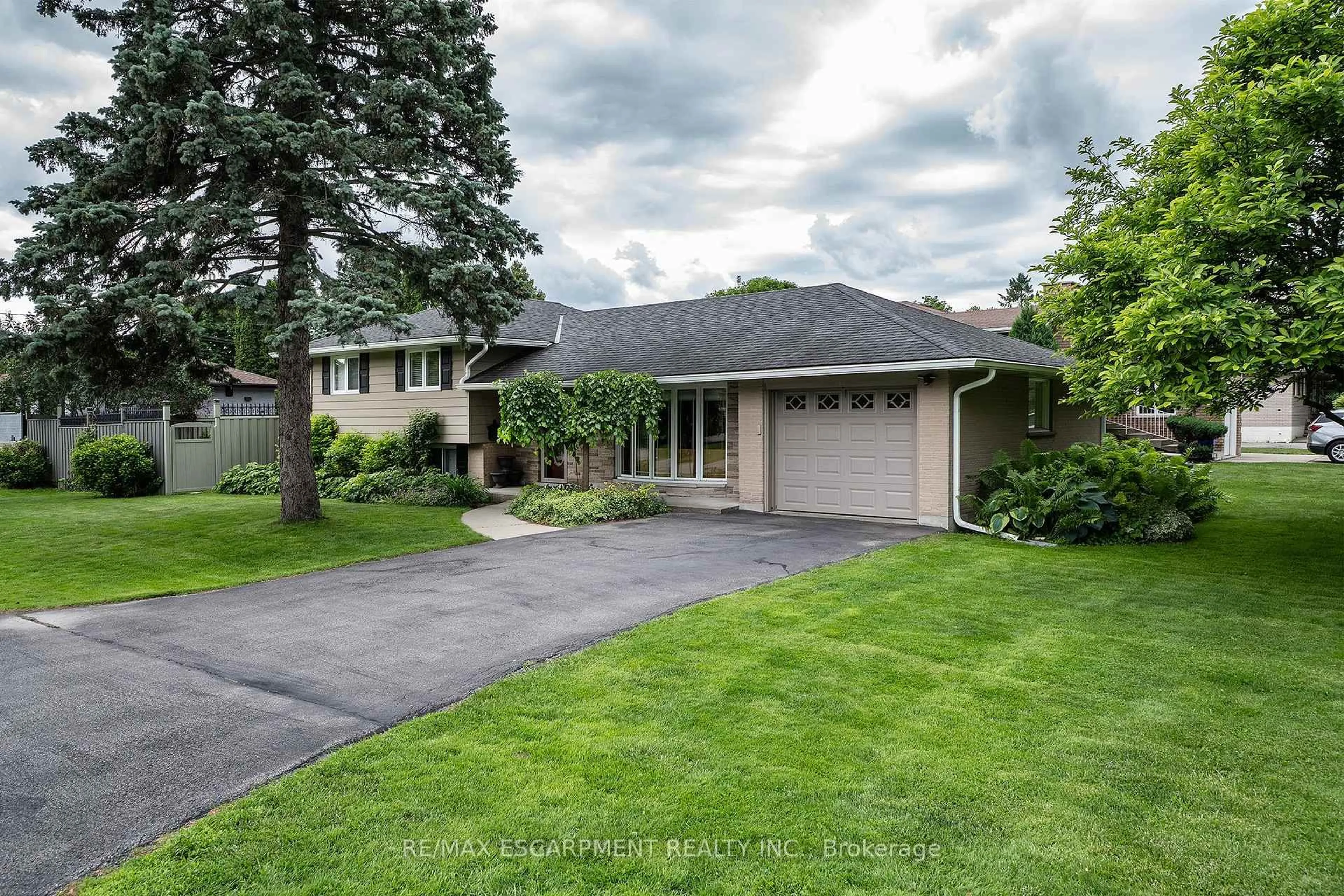 Unknown for 170 Seminole Rd, Hamilton Ontario L9G 1Y8