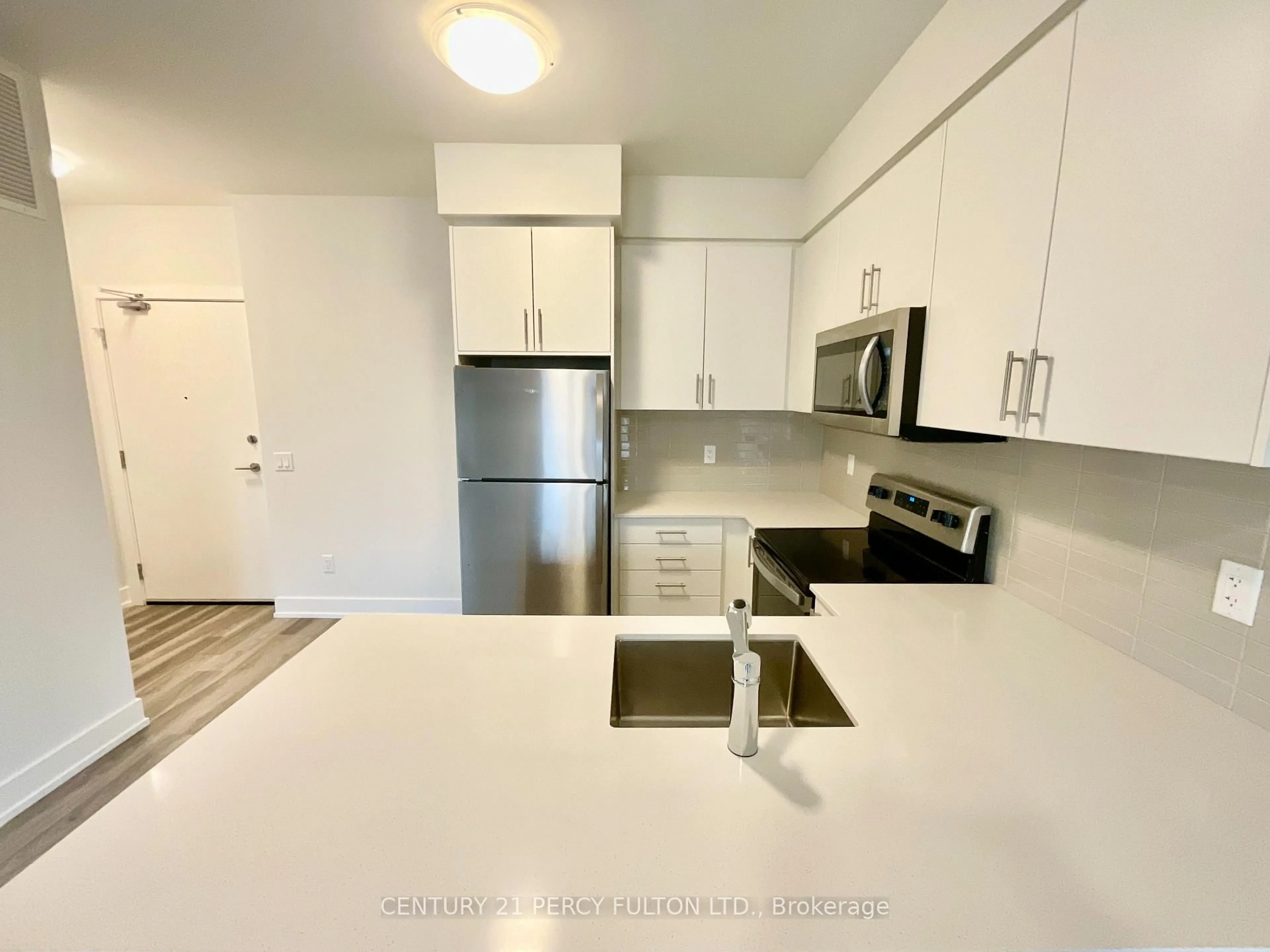 Standard kitchen, unknown for 1100 Lackner Pl #303, Kitchener Ontario N2A 0M1