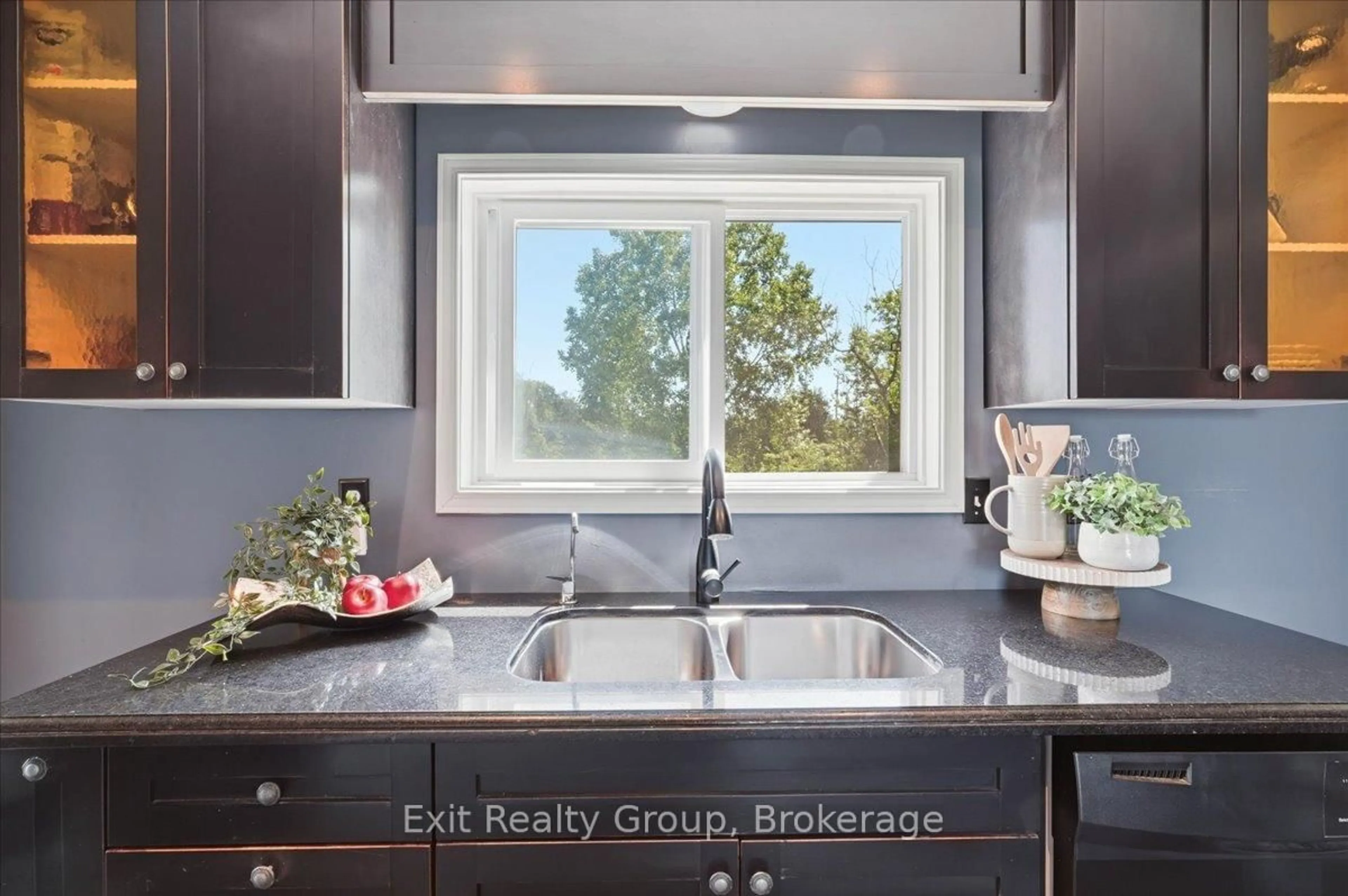 Contemporary kitchen, ceramic/tile floor for 910 Rosebush Rd, Hastings Ontario K0K 2C0