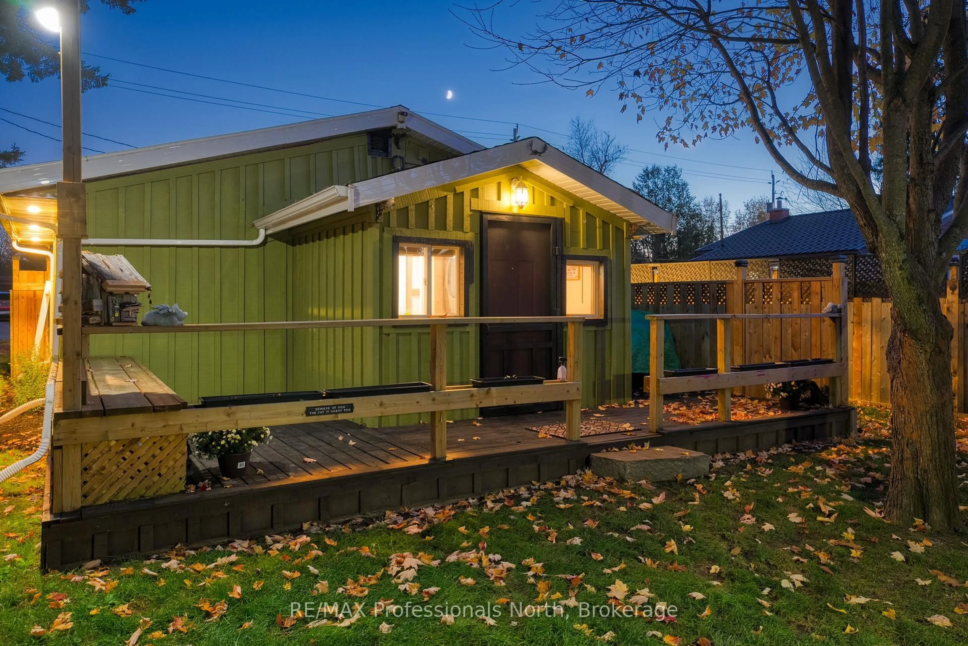 Shed for 161 Quebec St, Bracebridge Ontario P1L 1E3
