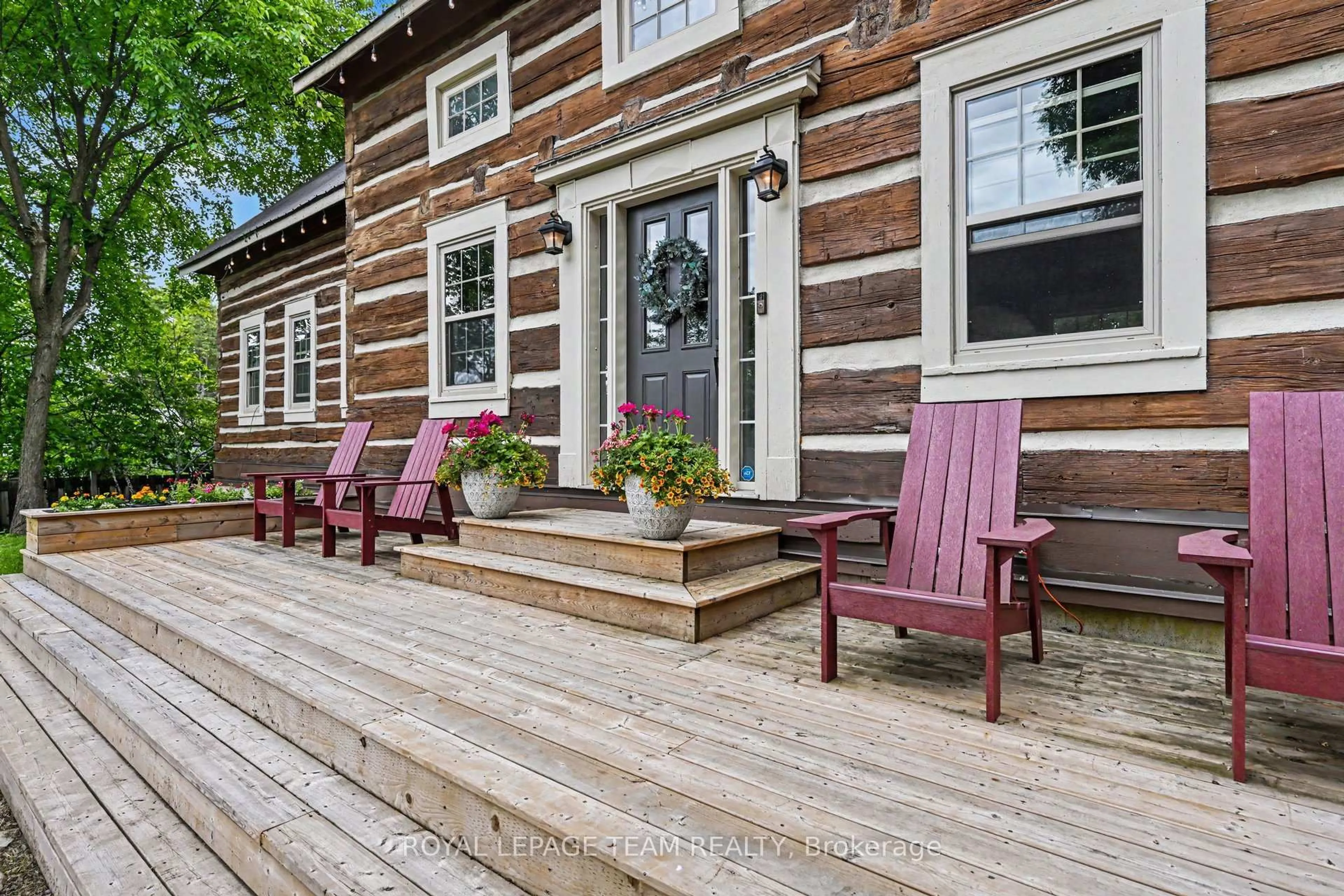 Patio, unknown for 140 Creek Dr, Fitzroy Harbour Ontario K0A 1X0
