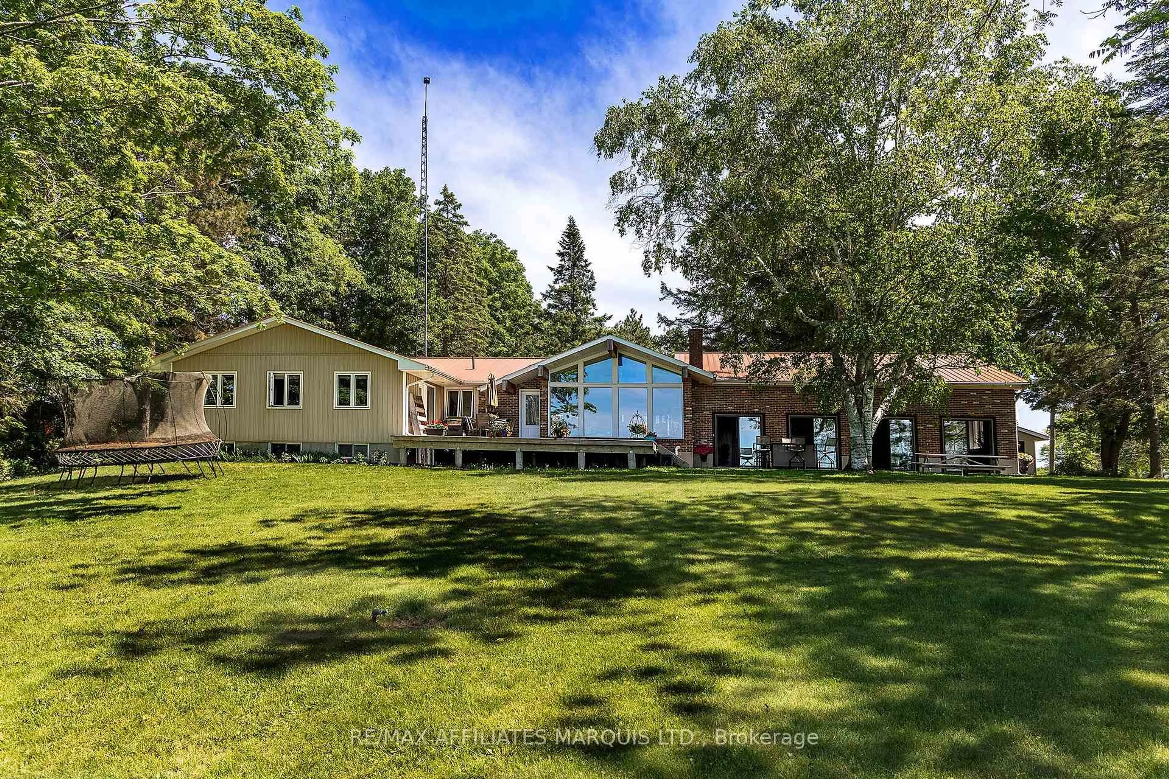 A pic from outside/outdoor area/front of a property/back of a property/a pic from drone, unknown for 11347 Dr Stevens Dr, South Dundas Ontario K0E 1K0