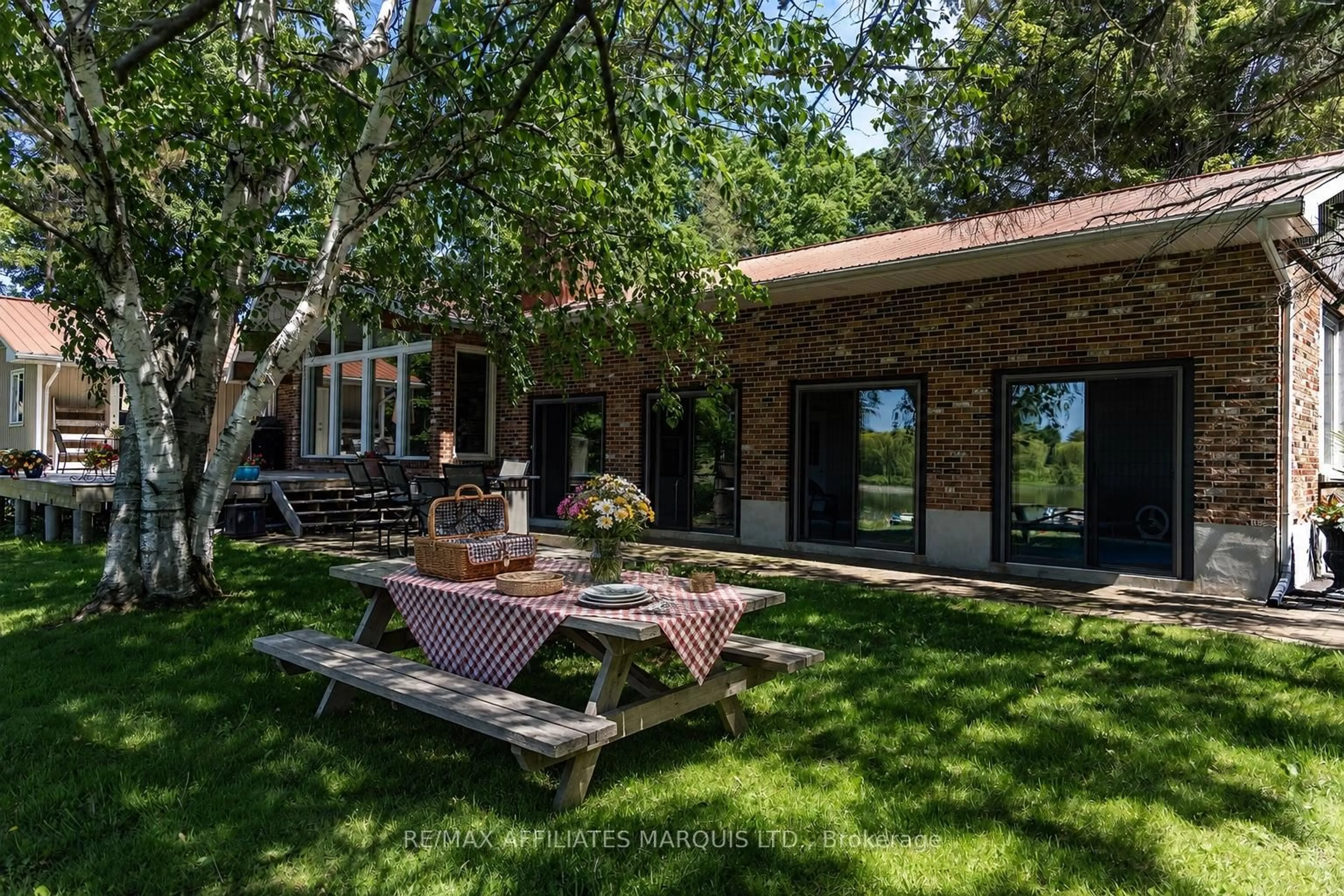 Patio, unknown for 11347 Dr Stevens Dr, South Dundas Ontario K0E 1K0