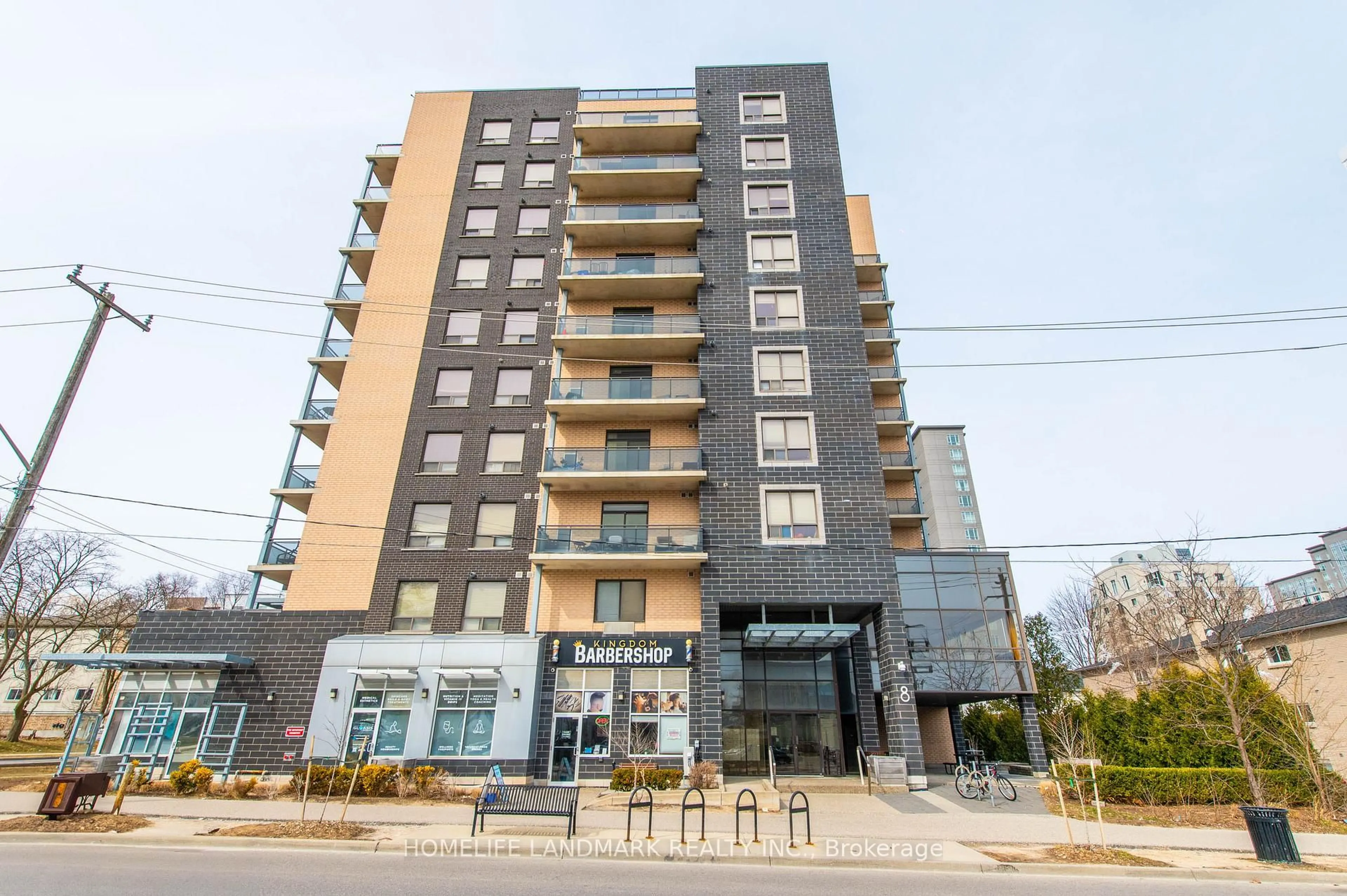 Patio, building for 8 Hickory St #901, Waterloo Ontario N2L 3H6