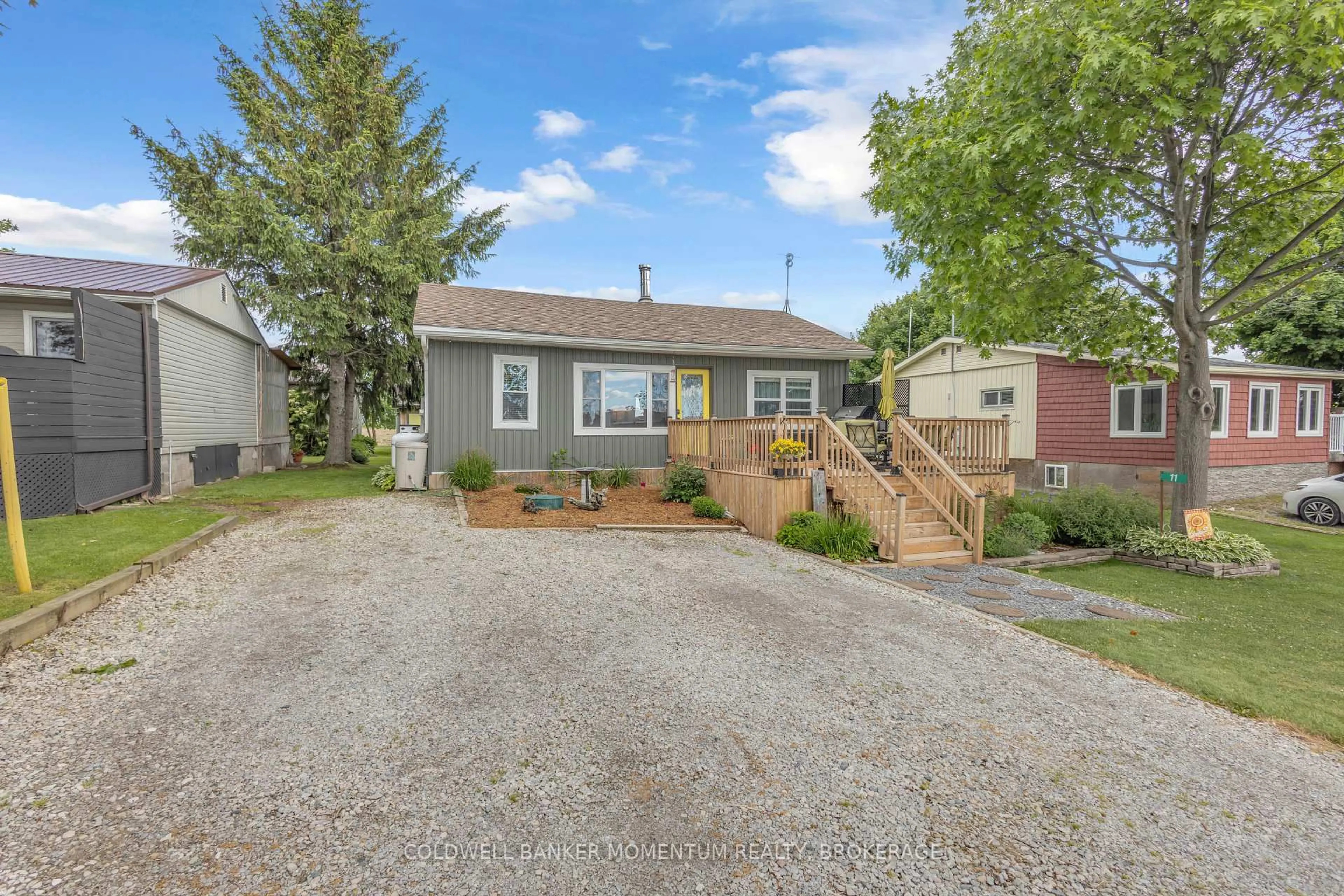 Unknown for 11 Cove Lane, Norfolk Ontario N0E 1M0