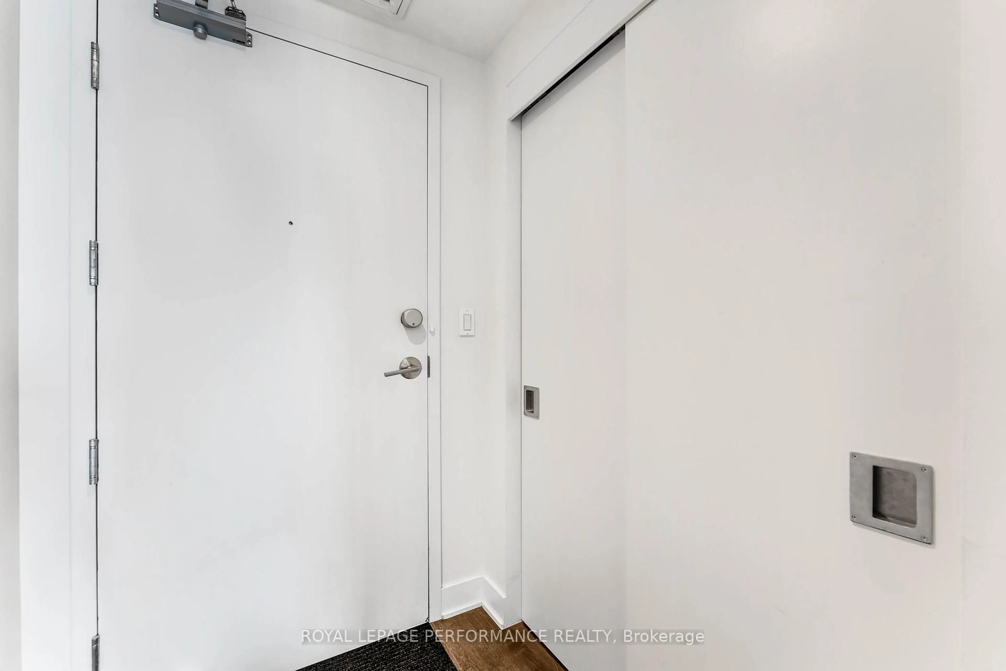 Unknown for 20 Daly Ave #1810, Ottawa Ontario K1N 0C6