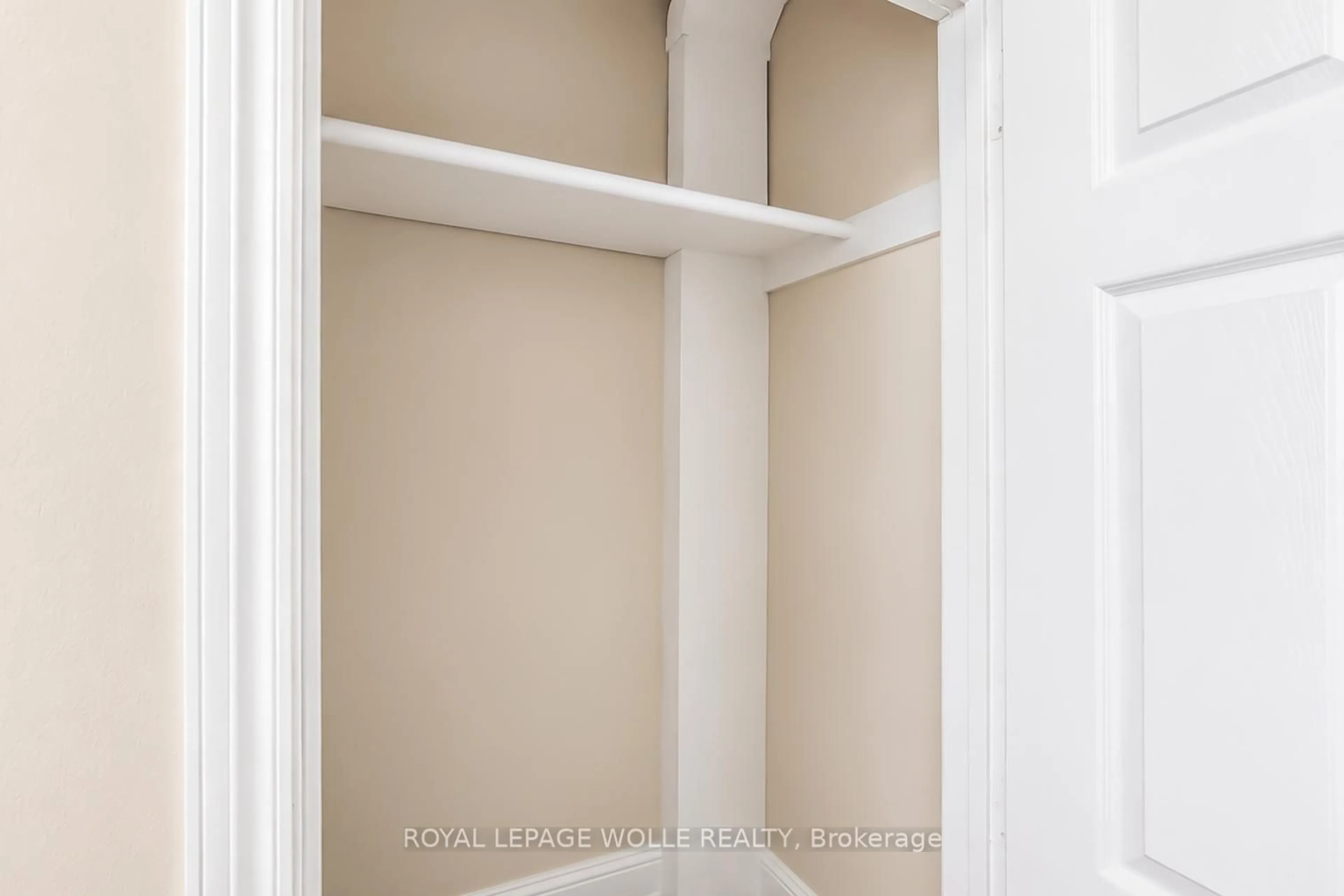 Storage room or clothes room or walk-in closet for 93 Lancaster St, Kitchener Ontario N2H 4T3