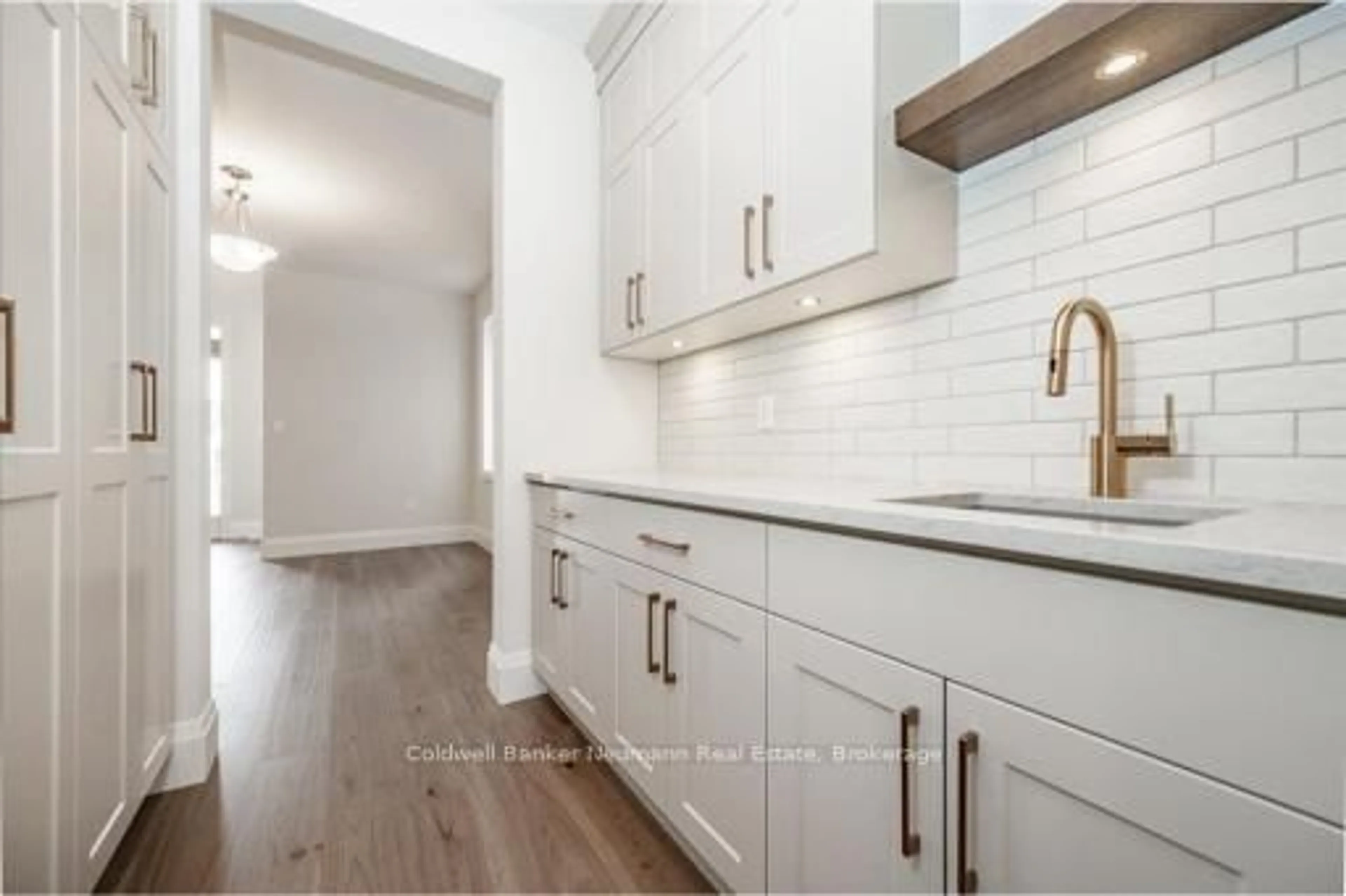 Open concept kitchen, ceramic/tile floor for 79 Imrie Rd, Centre Wellington Ontario N0B 1S0