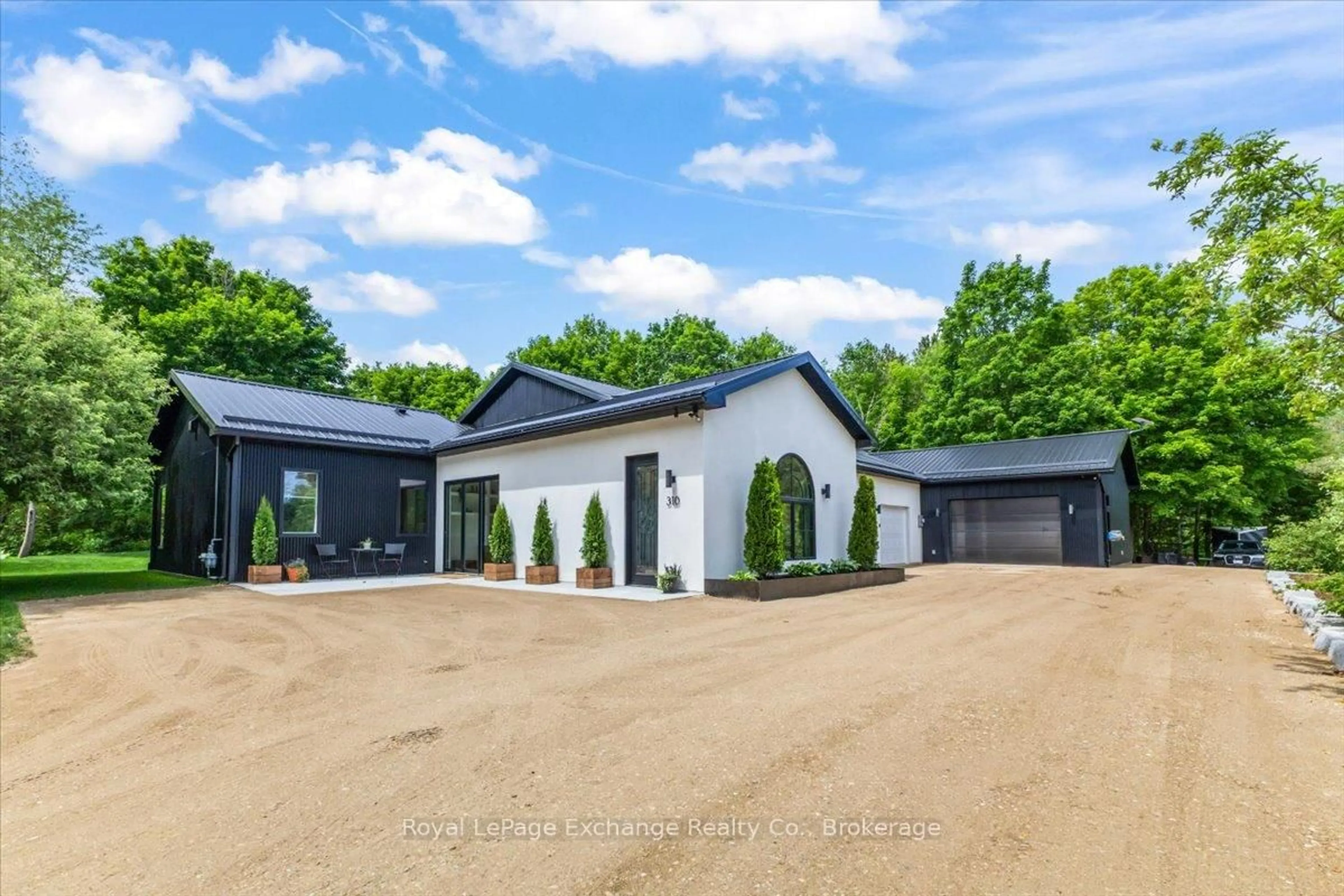A pic from outside/outdoor area/front of a property/back of a property/a pic from drone, street for 310 ADELAIDE St, Kincardine Ontario N2Z 2W3