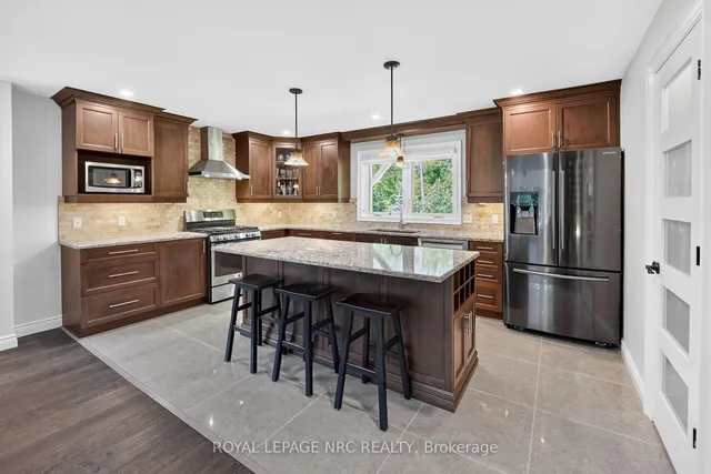 3063 Ninth St, Lincoln 4