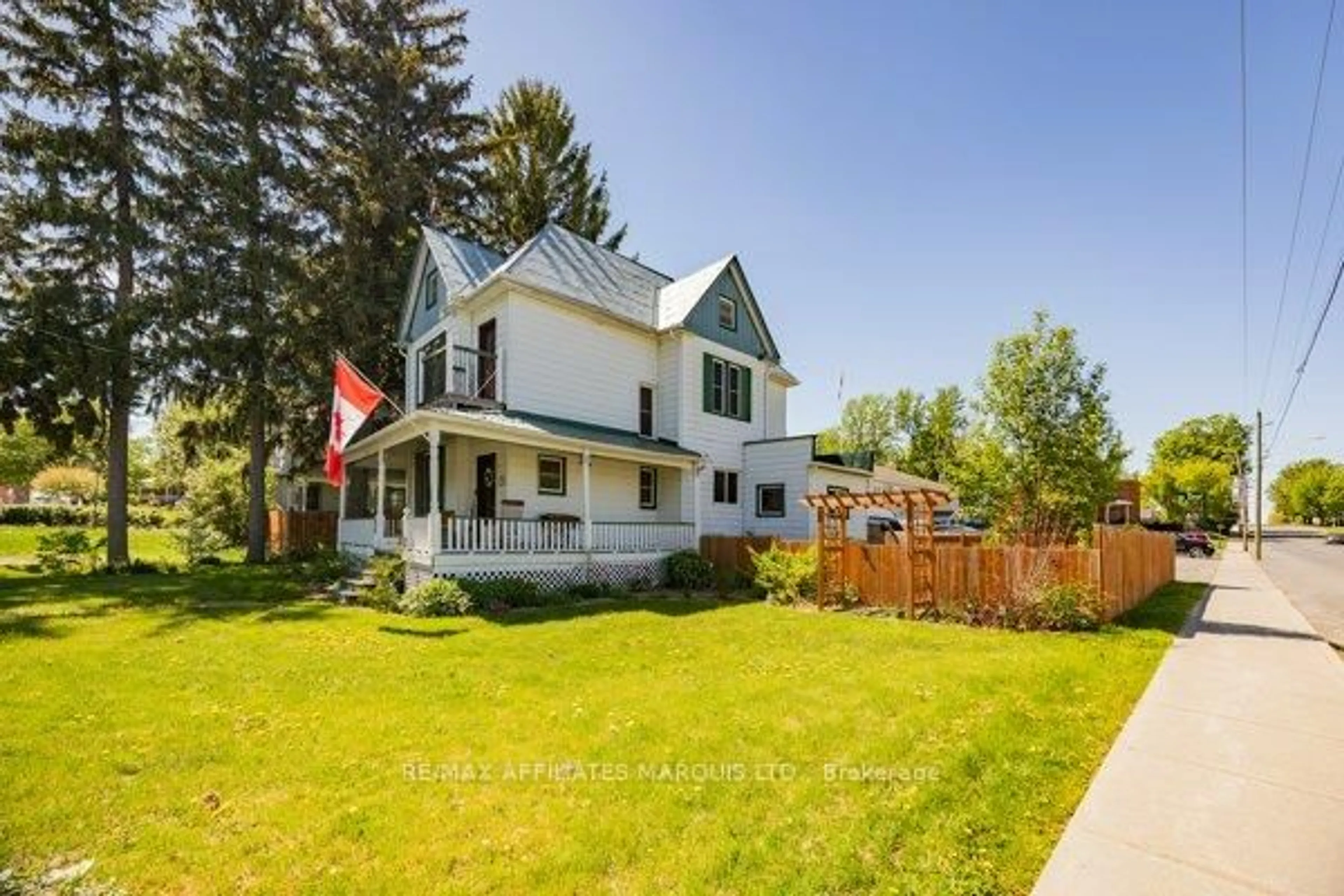 Home with vinyl exterior material, street for 55 Kenyon St, North Glengarry Ontario K0C 1A0