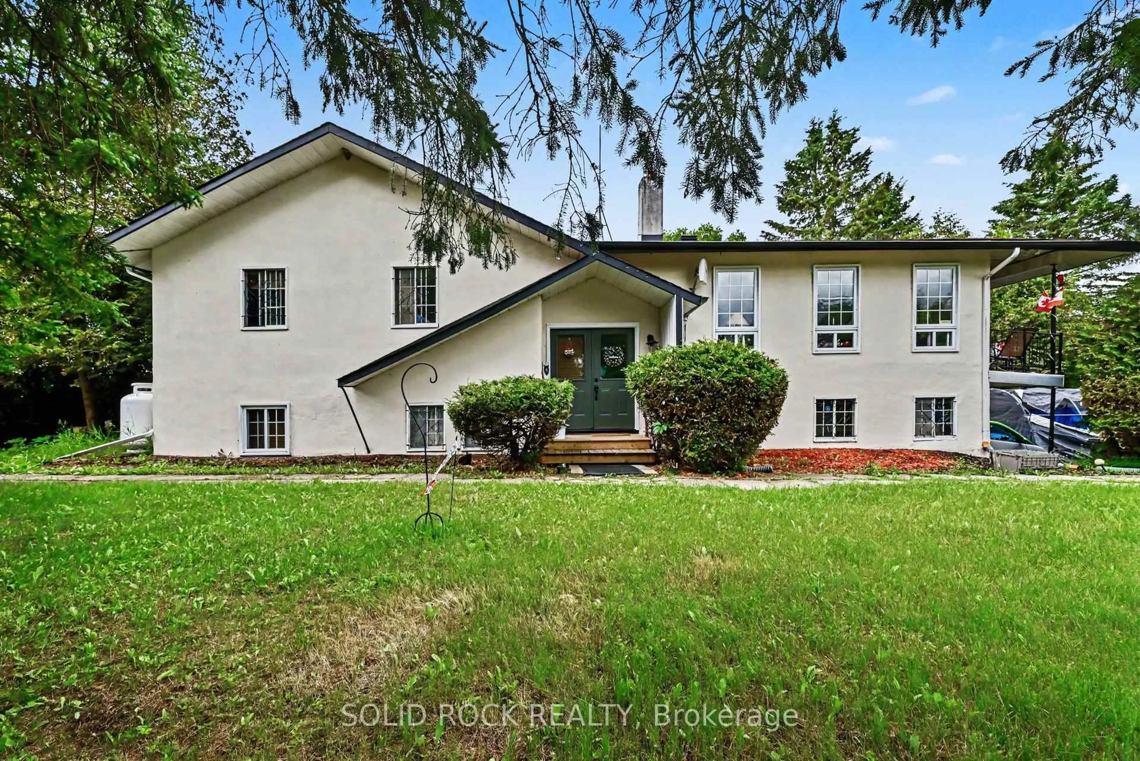 A pic from outside/outdoor area/front of a property/back of a property/a pic from drone, street for 5286 Frank Kenny Rd, Vars Ontario K0A 3H0