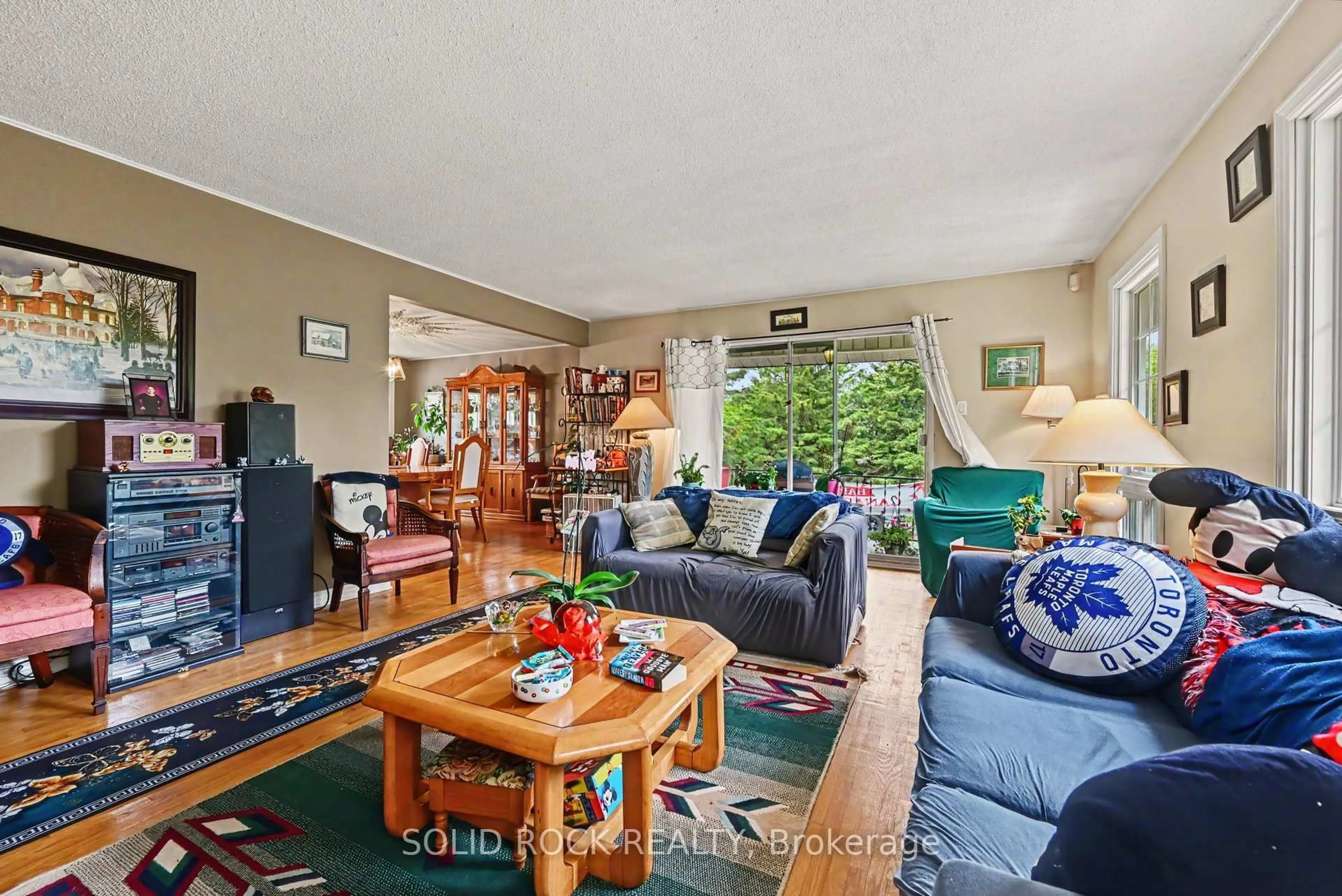 Living room with furniture, unknown for 5286 Frank Kenny Rd, Vars Ontario K0A 3H0