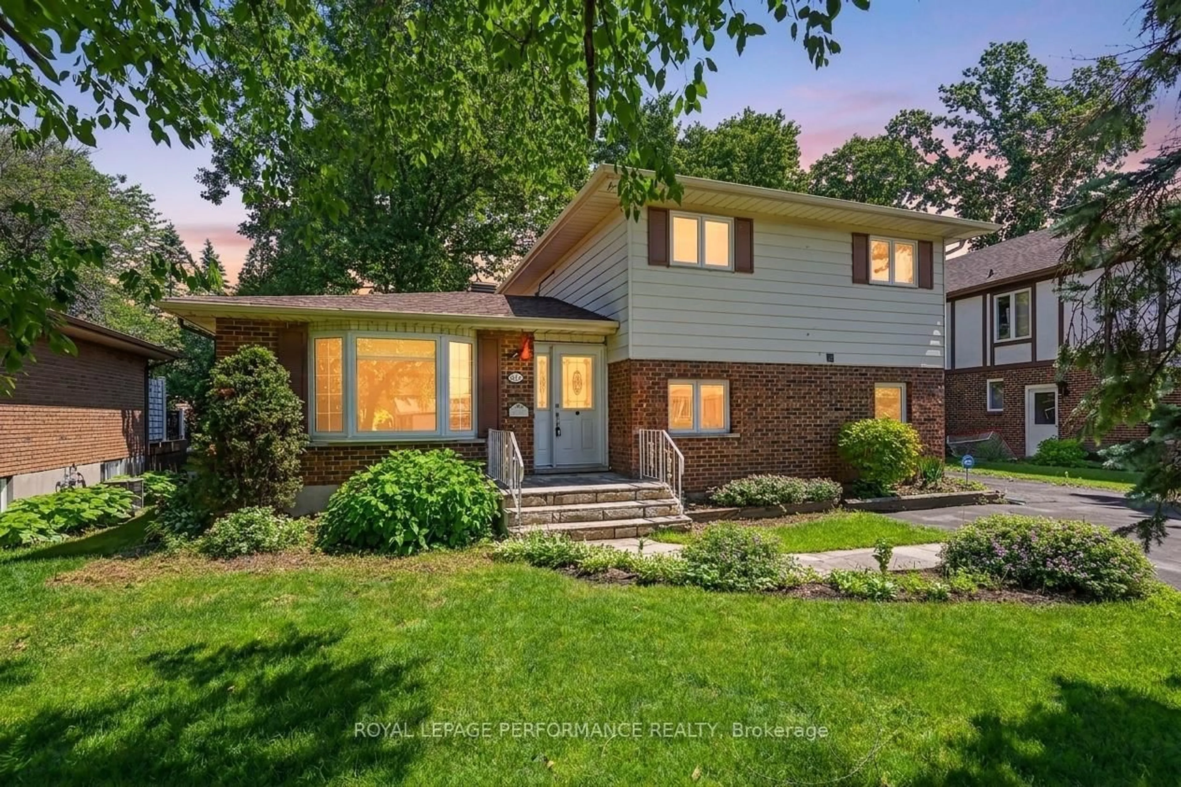 Home with brick exterior material, street for 577 Lynwood Dr, Cornwall Ontario K6H 5W7