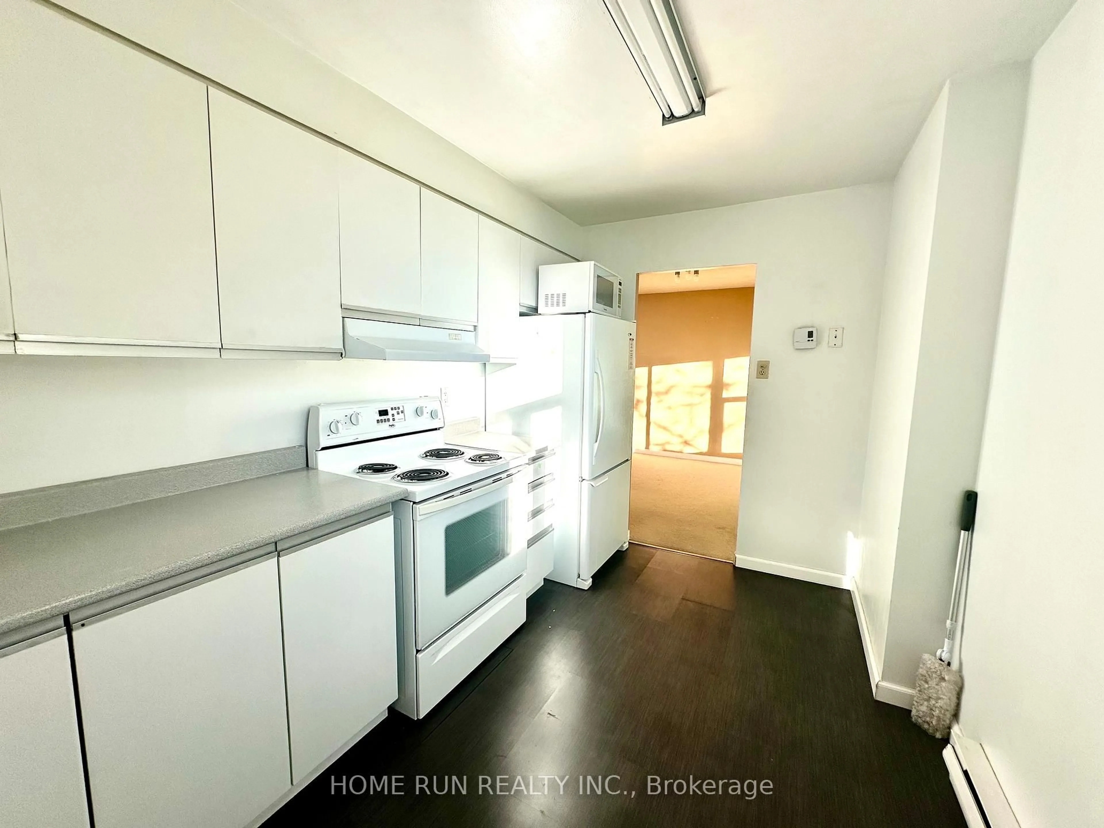 Standard kitchen, unknown for 2760 Carousel Cres #210, Ottawa Ontario K1T 2N4