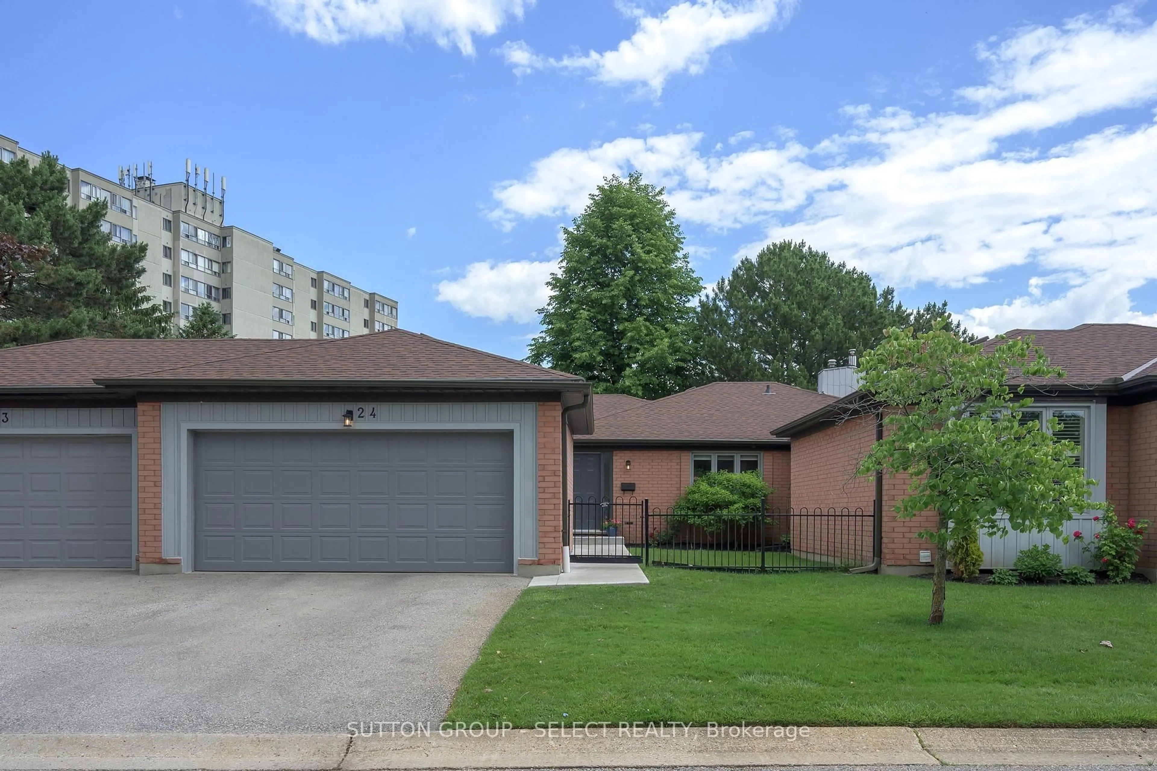 Home with brick exterior material, street for 65 Fiddlers Green Rd #24, London North Ontario N6H 4V5