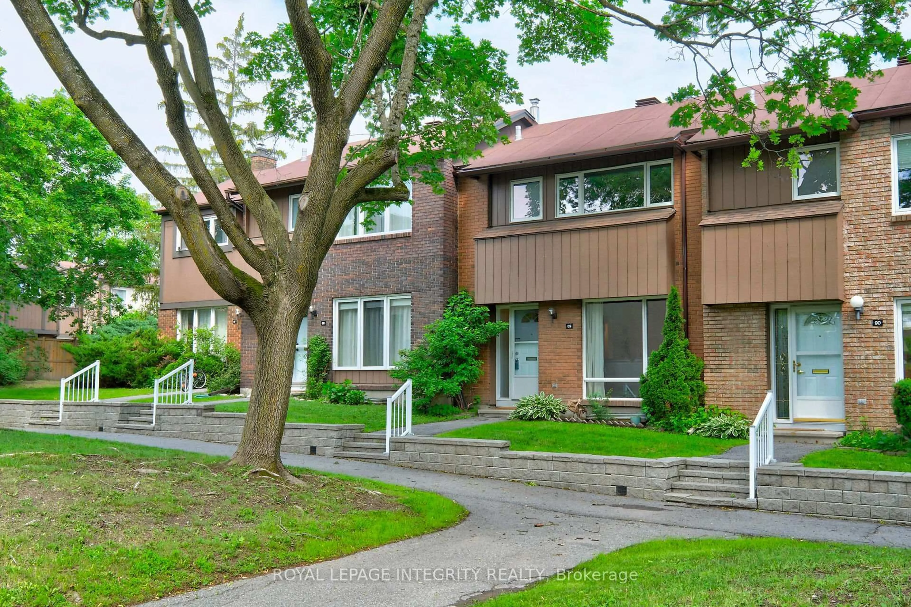 Home with brick exterior material, street for 2111 Montreal Rd #89, Ottawa Ontario K1J 8M8