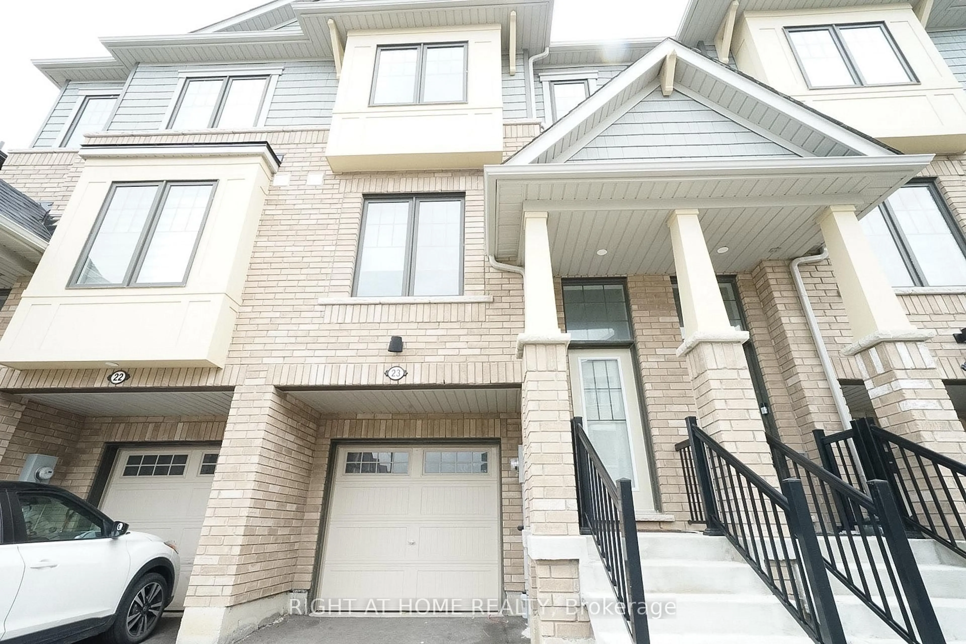 Home with brick exterior material, street for 185 Bedrock Dr #23, Hamilton Ontario L8J 0M5