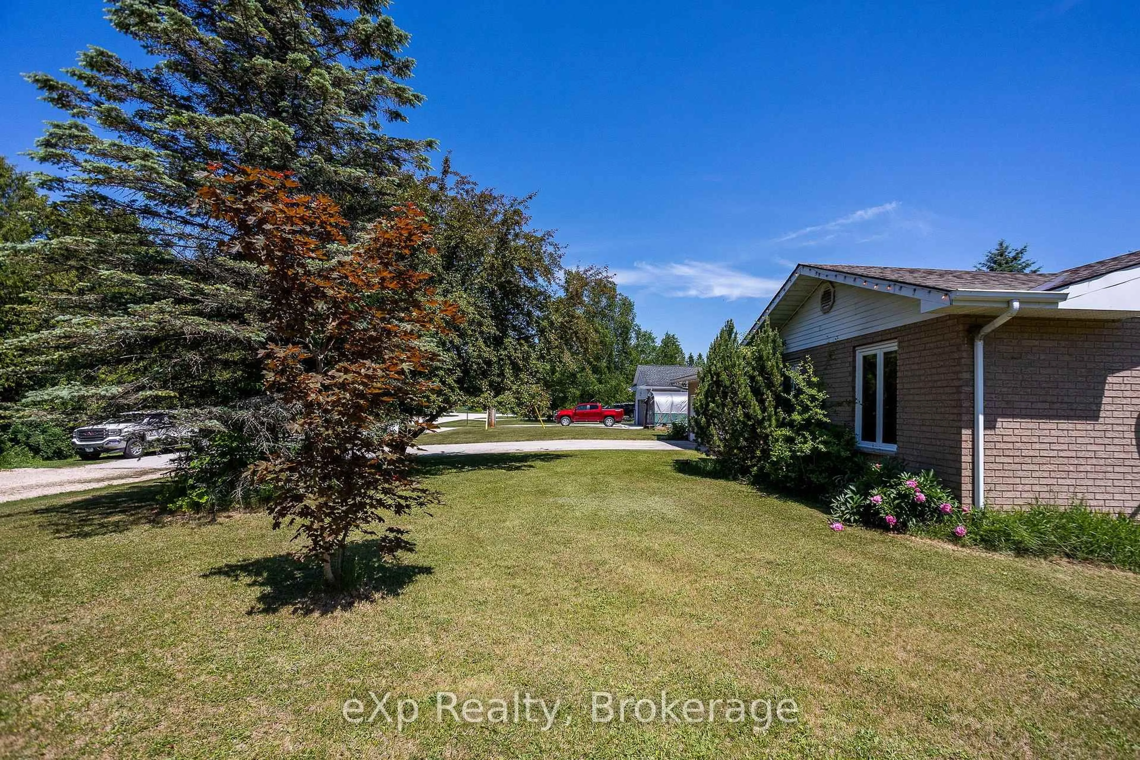 A pic from outside/outdoor area/front of a property/back of a property/a pic from drone, water/lake/river/ocean view for 119 Douglas St, Chatsworth Ontario N0H 2V0