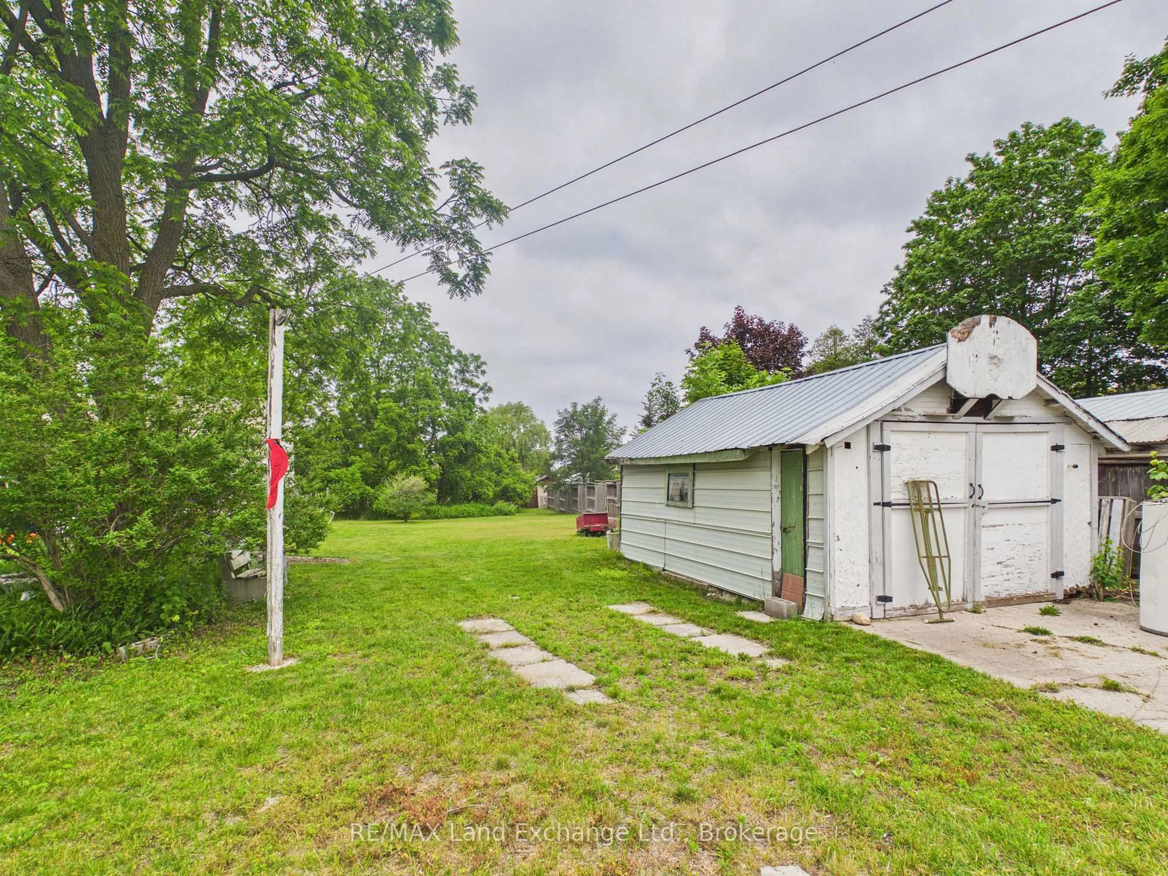 Shed for 538 Queen St, Kincardine Ontario N2Z 2Y9