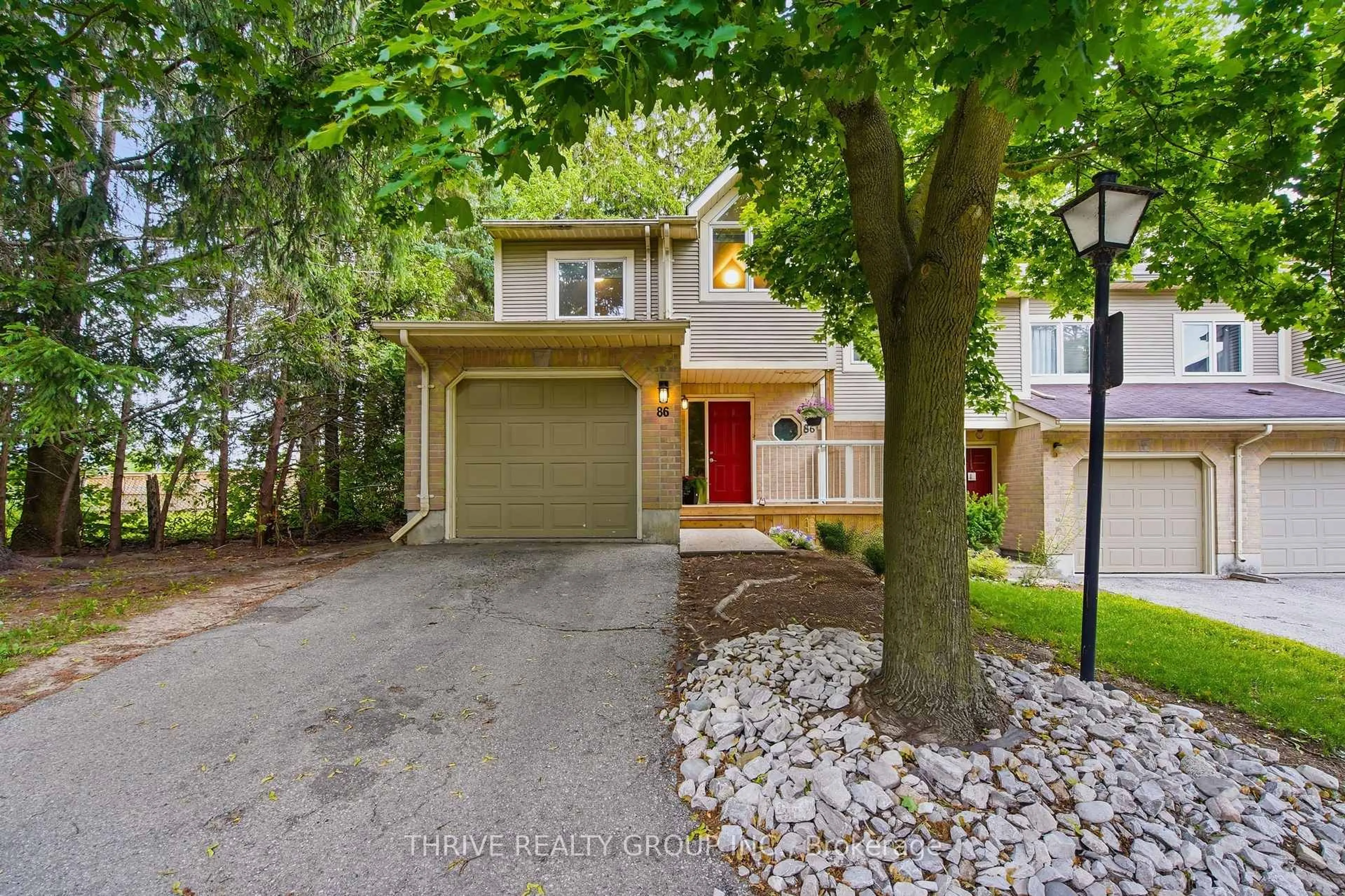 Home with vinyl exterior material, street for 9 AILSA Pl #86, London South Ontario N5Z 4Z6