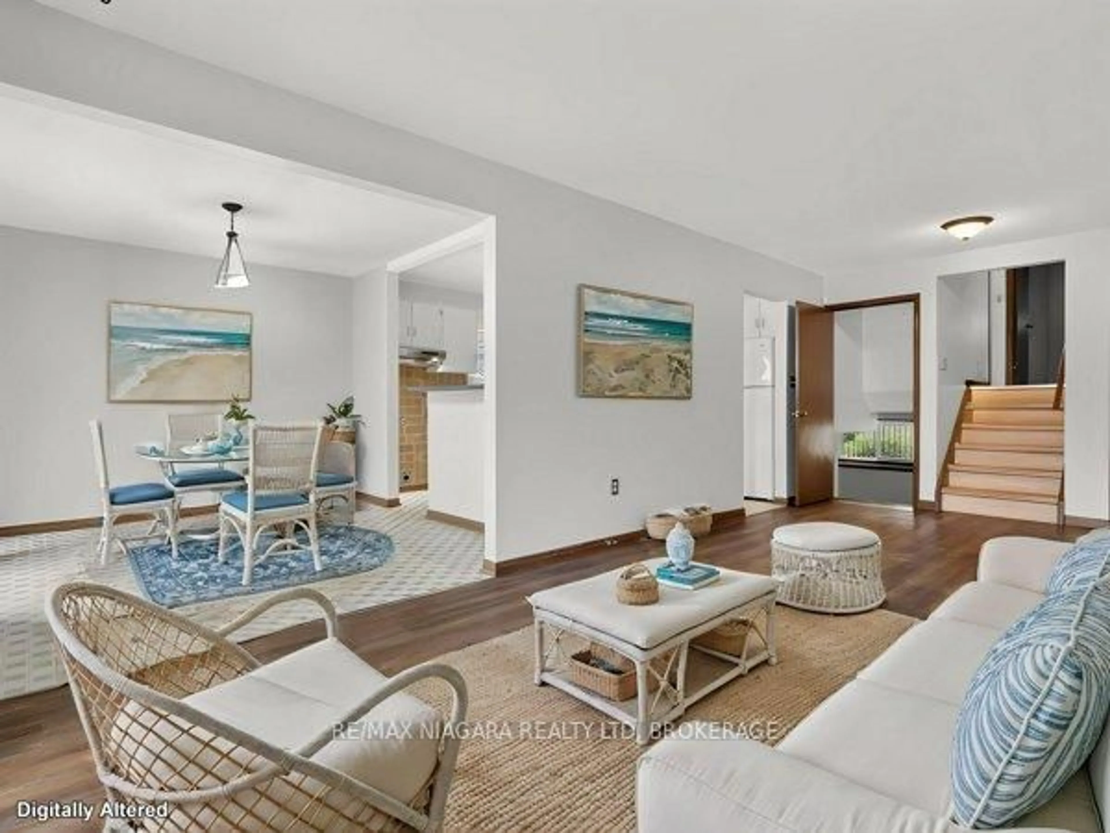 Living room with furniture, unknown for 34 Crestcombe Rd, St. Catharines Ontario L2S 2J4
