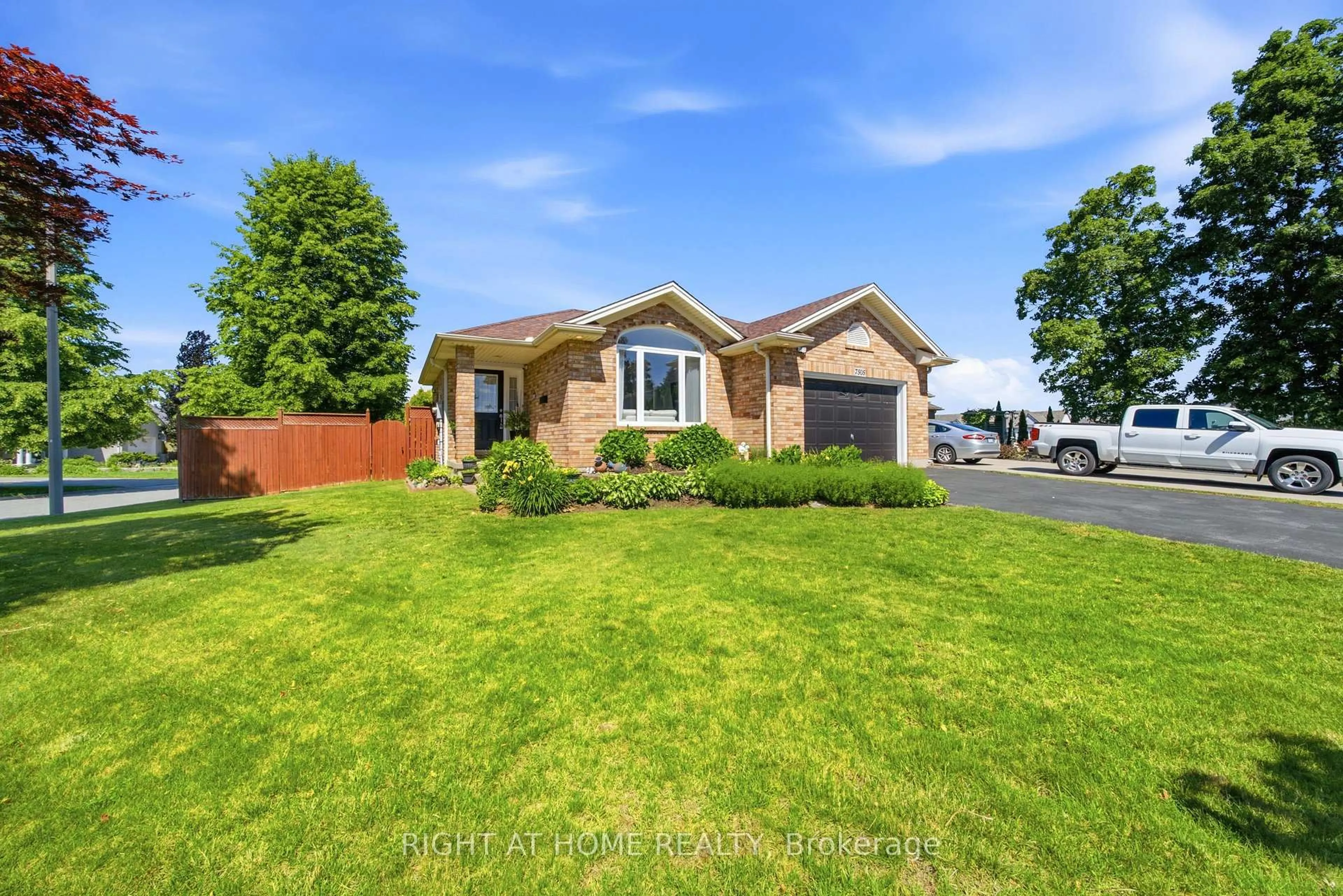 Unknown for 7505 Nadia Crt, Niagara Falls Ontario L2J 4K6
