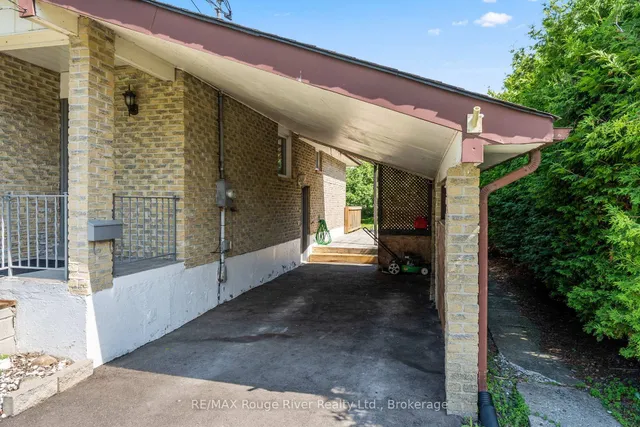 42 Meredith Cres, Cobourg 3