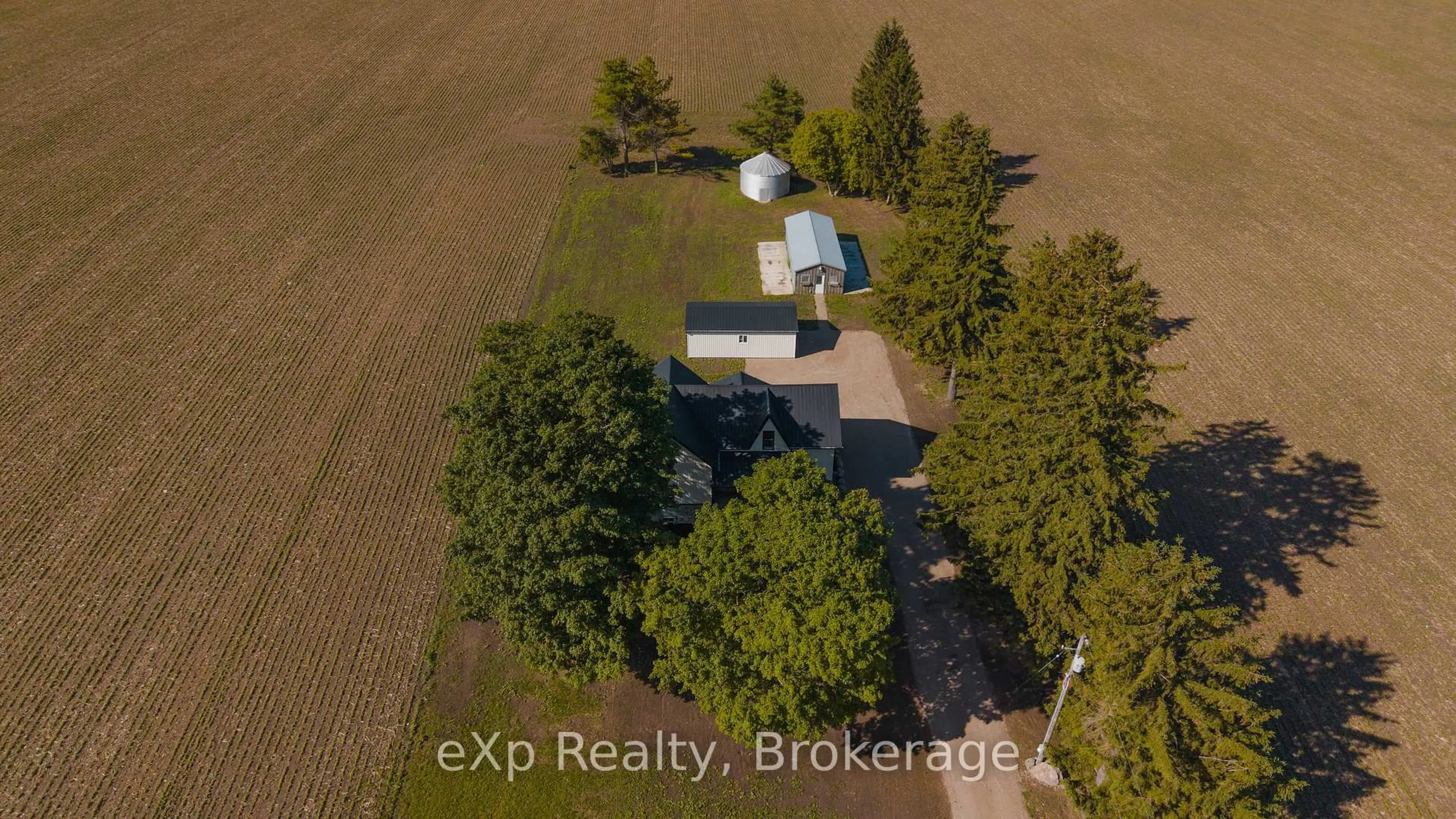 A pic from outside/outdoor area/front of a property/back of a property/a pic from drone, building for 42217 Cranbrook Rd, Morris Turnberry Ontario N0G 1H0