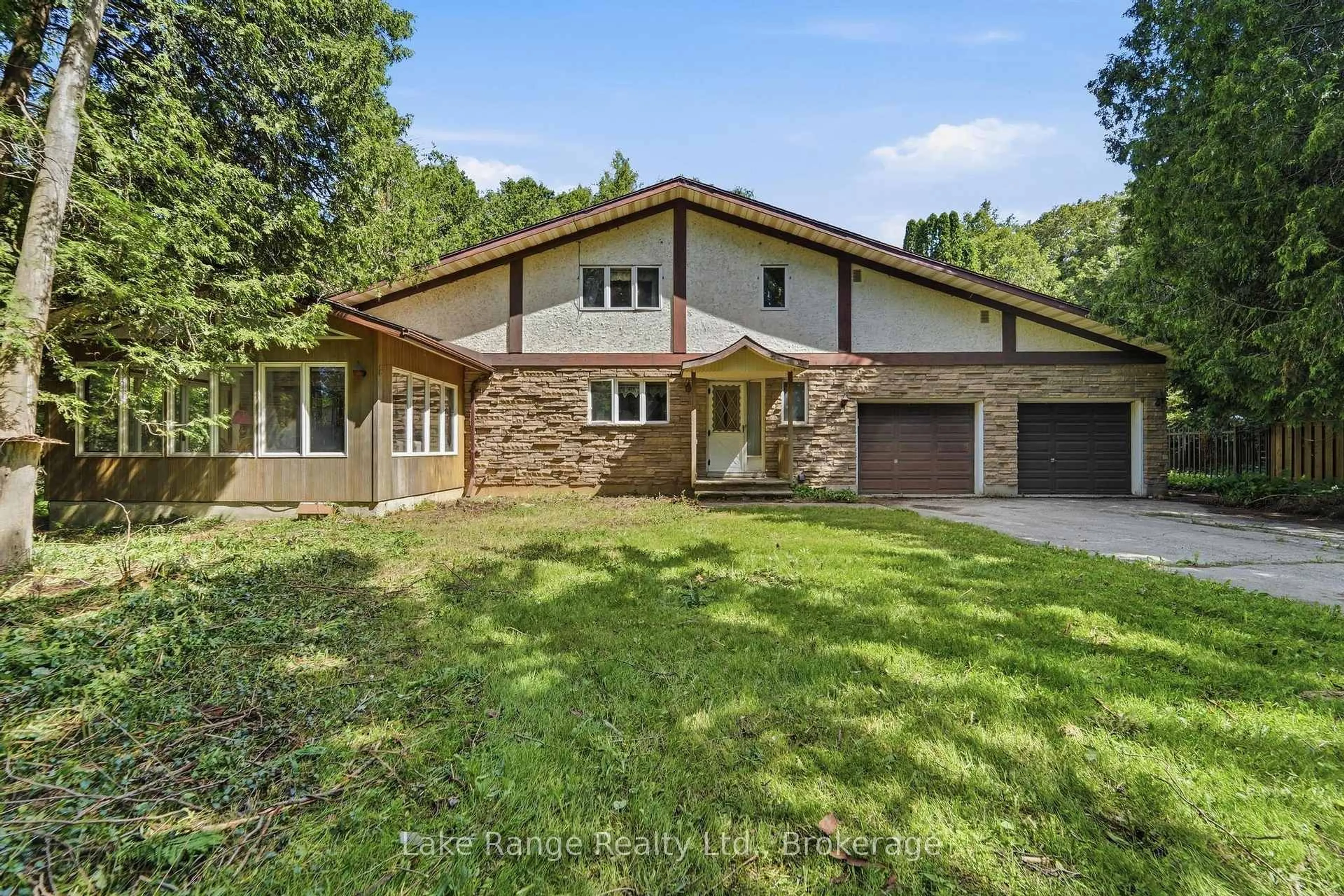 Home with brick exterior material, unknown for 86709 Harper Line, Ashfield-Colborne-Wawanosh Ontario N0G 2H0