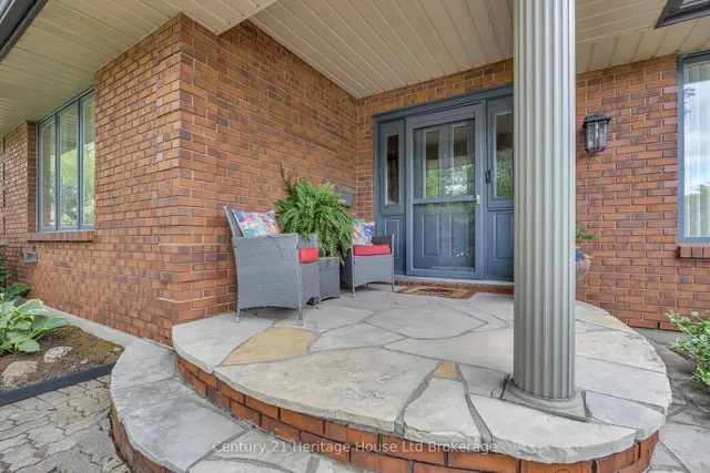 42 Alexander Ave, Tillsonburg 2