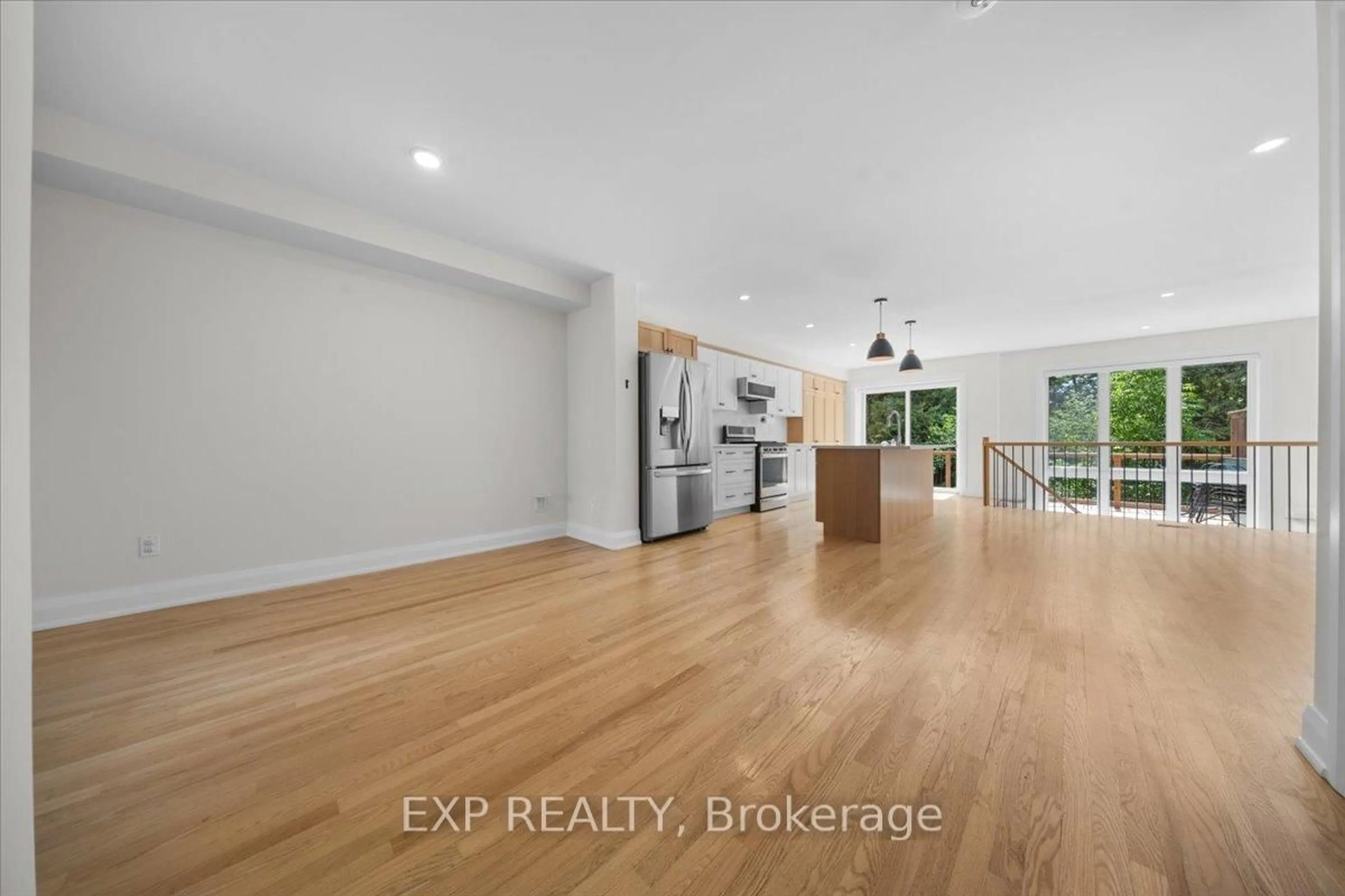 Open concept kitchen, unknown for 84 Porter St, Stittsville Ontario K2S 2L8