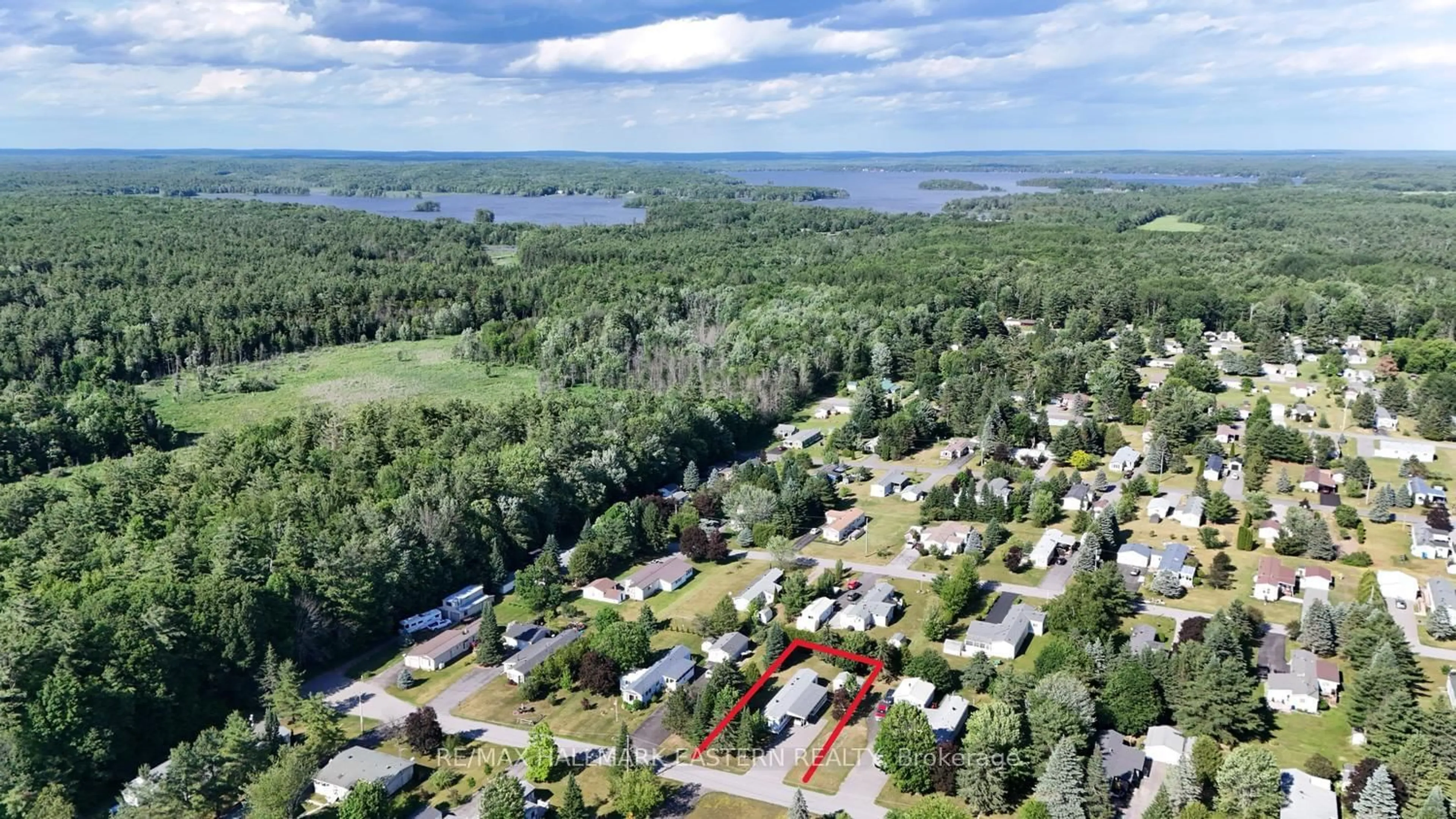 A pic from outside/outdoor area/front of a property/back of a property/a pic from drone, water/lake/river/ocean view for 47 Chandos St, Havelock-Belmont-Methuen Ontario K0L 1Z0