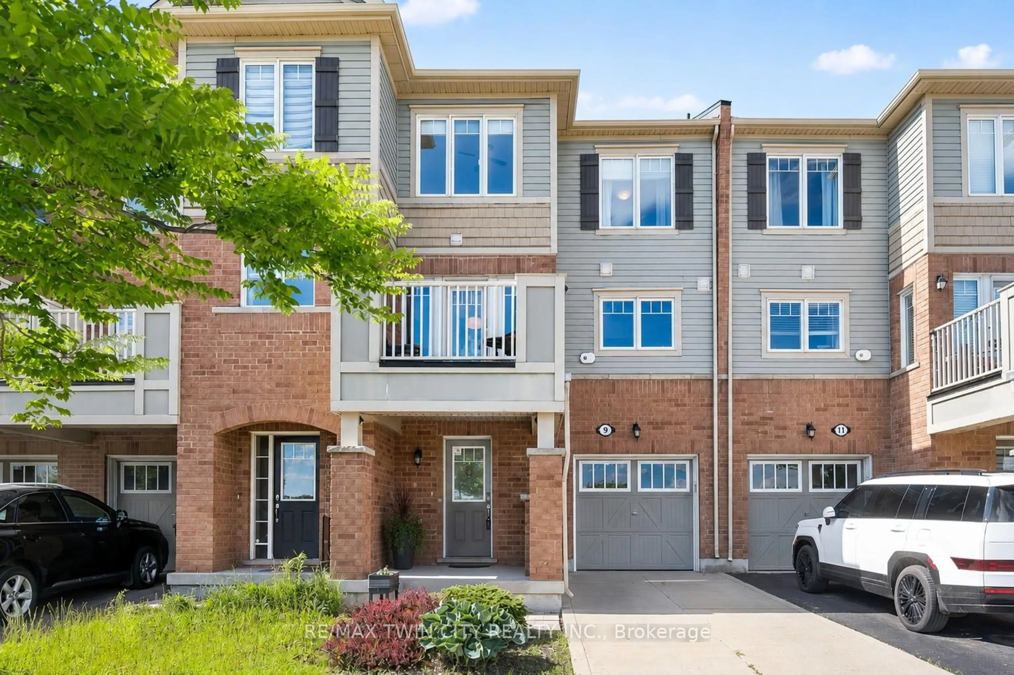 Home with brick exterior material, street for 9 Outlook Terr, Kitchener Ontario N2R 0K6