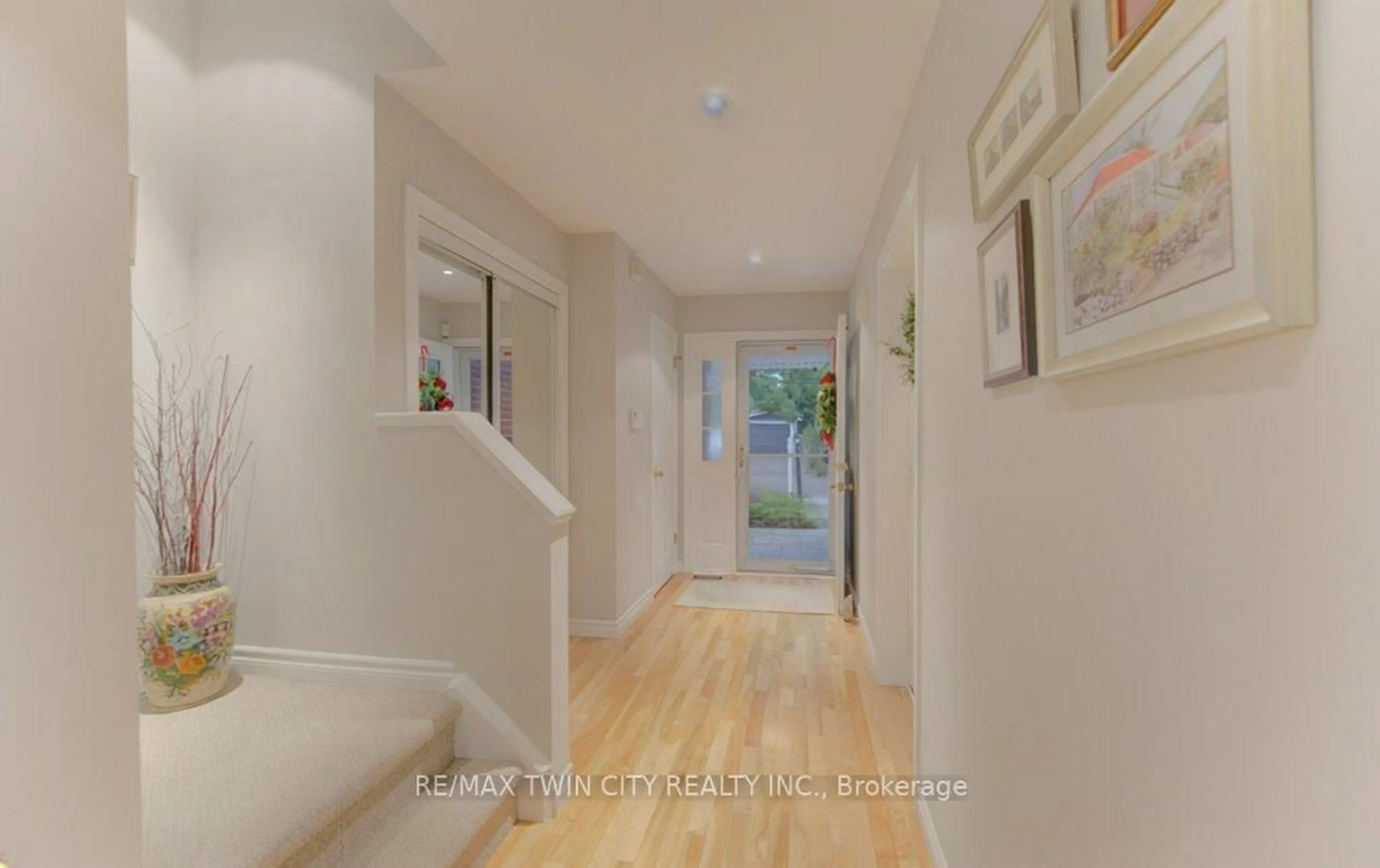 Indoor entryway for 69 Troy St, Kitchener Ontario N2H 1L9