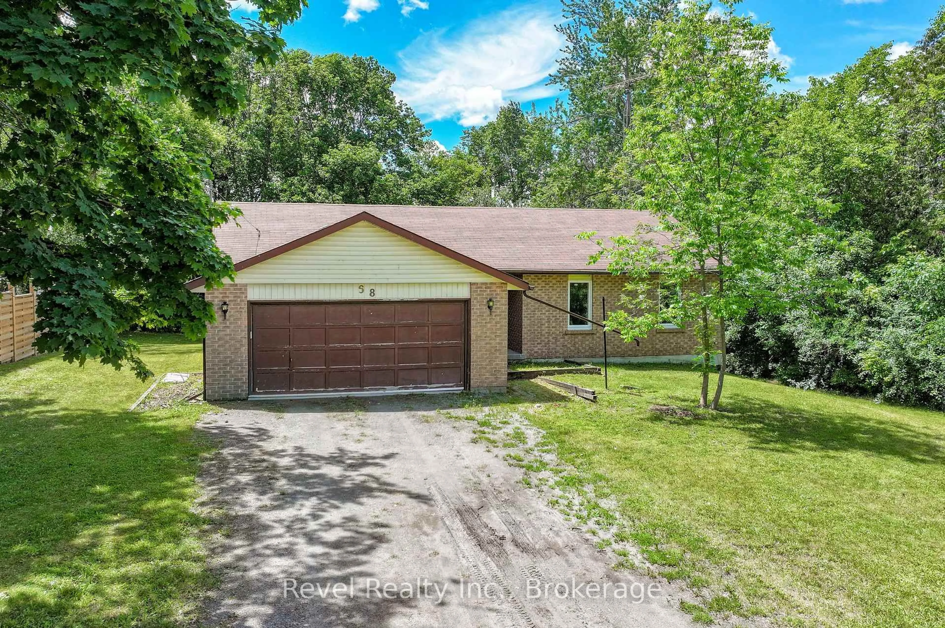 A pic from outside/outdoor area/front of a property/back of a property/a pic from drone, street for 58 Verna Dr, Kawartha Lakes Ontario K0M 2C0