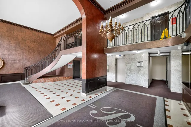 301 Frances Ave #802, Hamilton 5