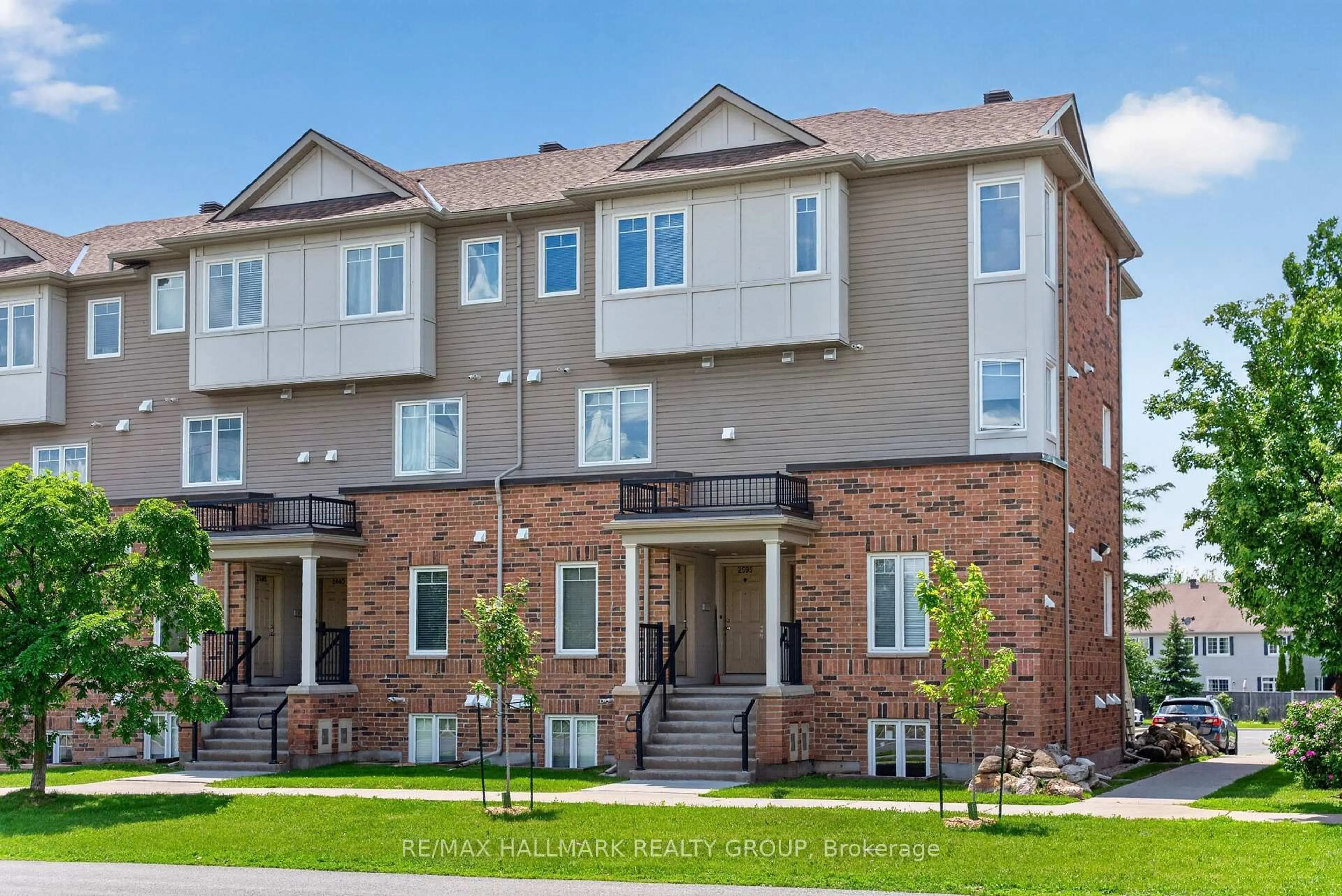 Home with brick exterior material, street for 2591 Longfields Dr #26, Ottawa Ontario K2J 2L7