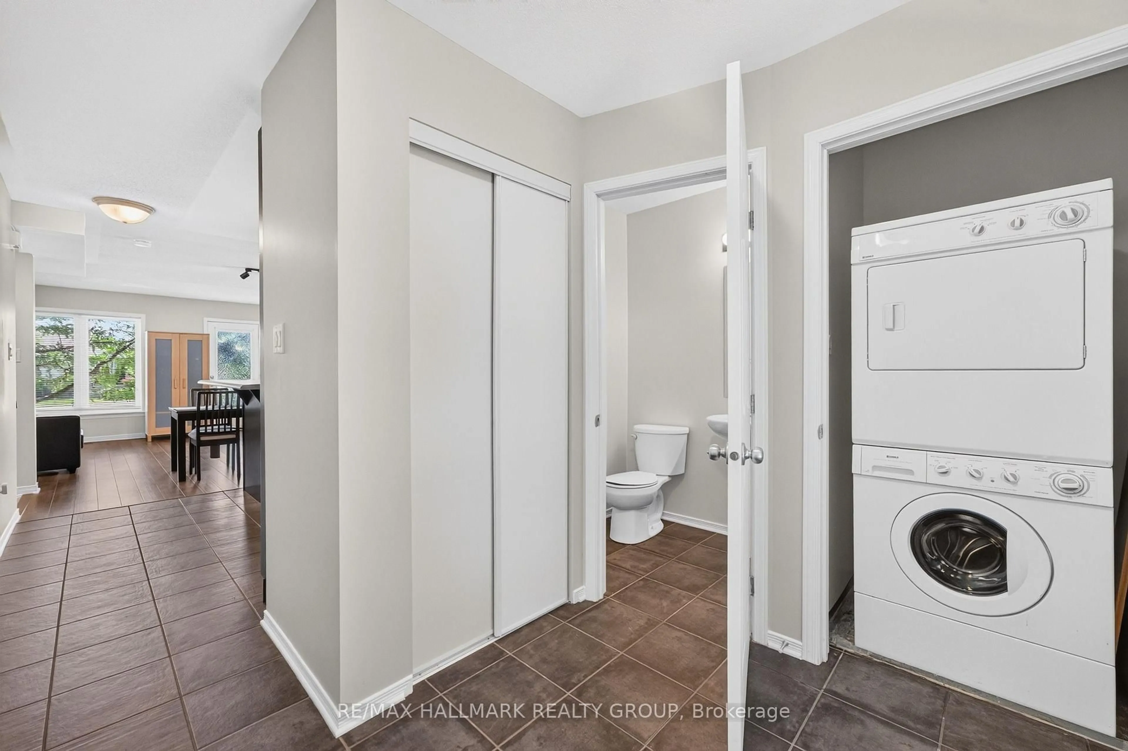 Unknown for 2591 Longfields Dr #26, Ottawa Ontario K2J 2L7