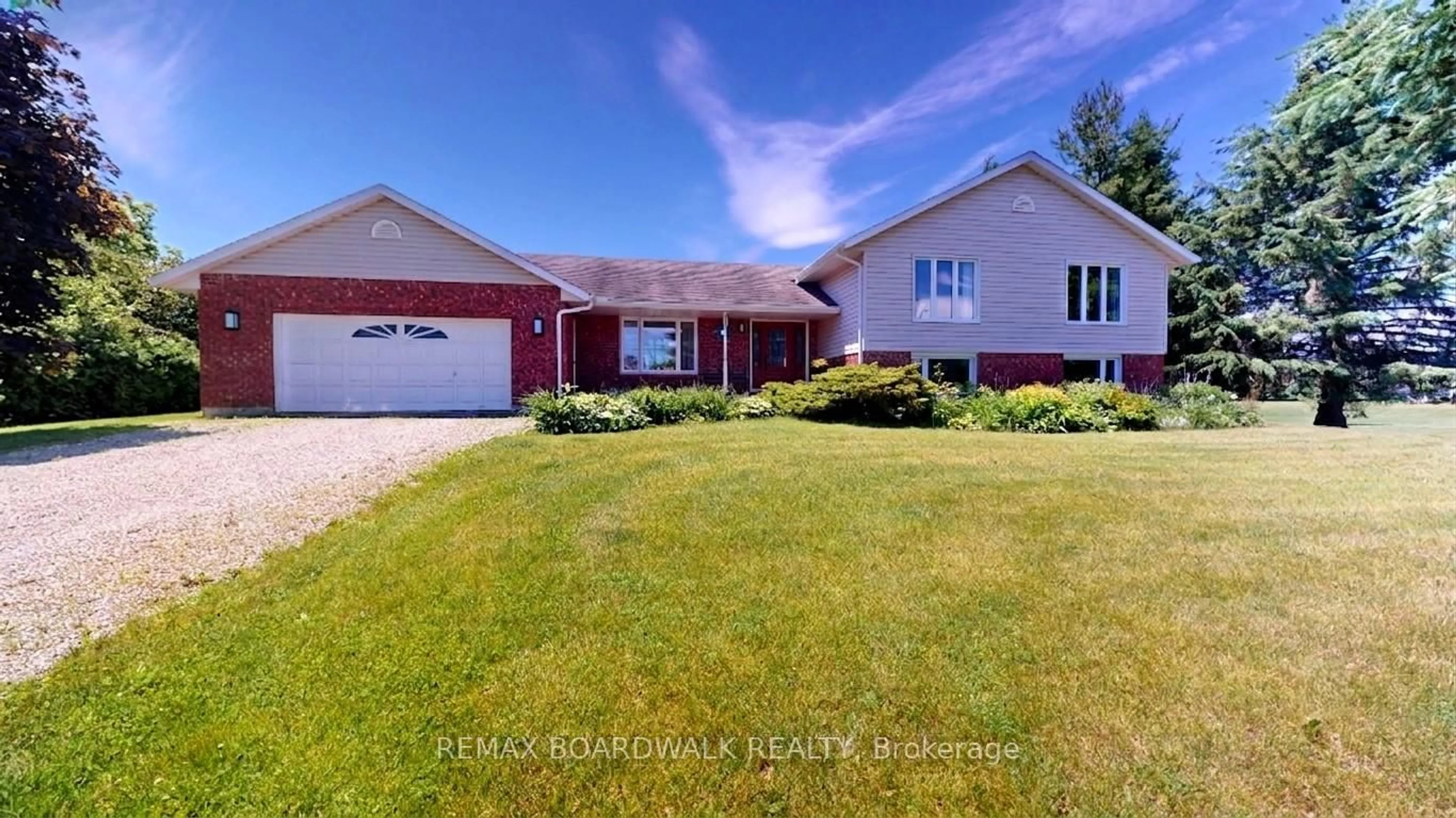 A pic from outside/outdoor area/front of a property/back of a property/a pic from drone, water/lake/river/ocean view for 4 St George St, Elizabethtown-Kitley Ontario K0E 1M0